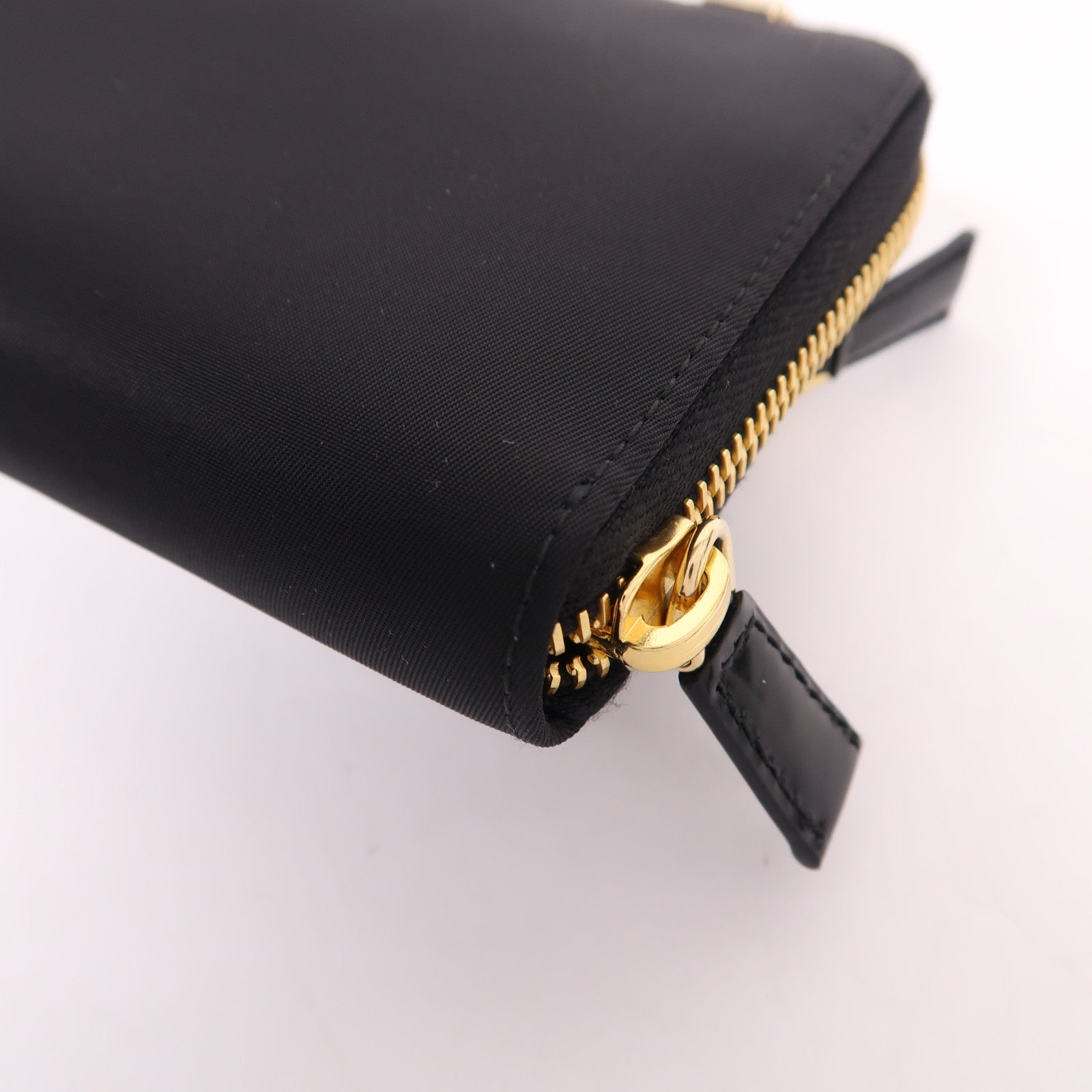PRADA 尼龍/皮革Shoulder Bag金扣肩背袋
