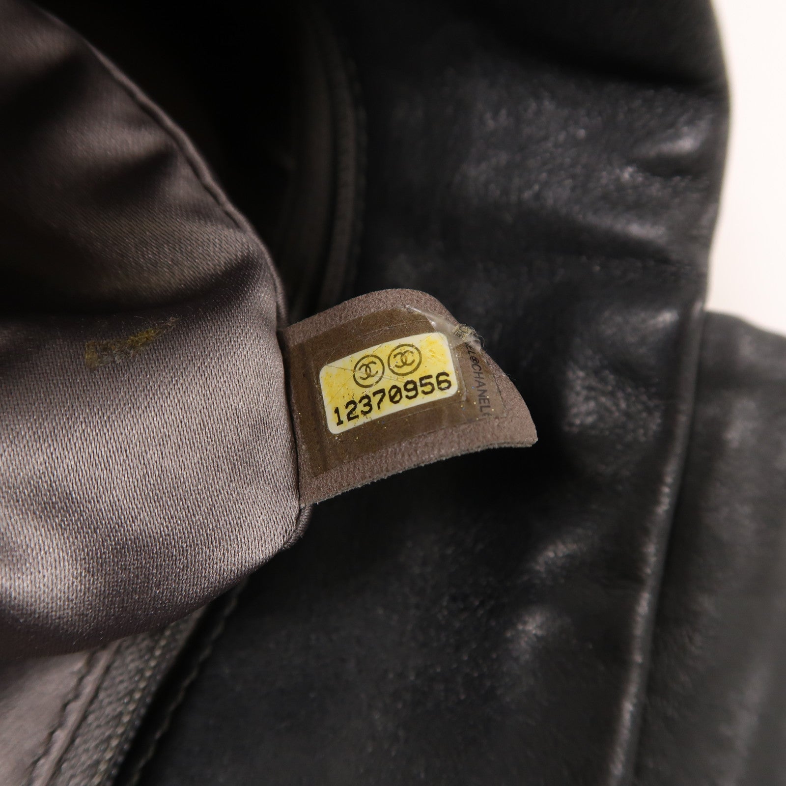 CHANEL 羊皮皮革Shoulder Bag銀扣肩背袋