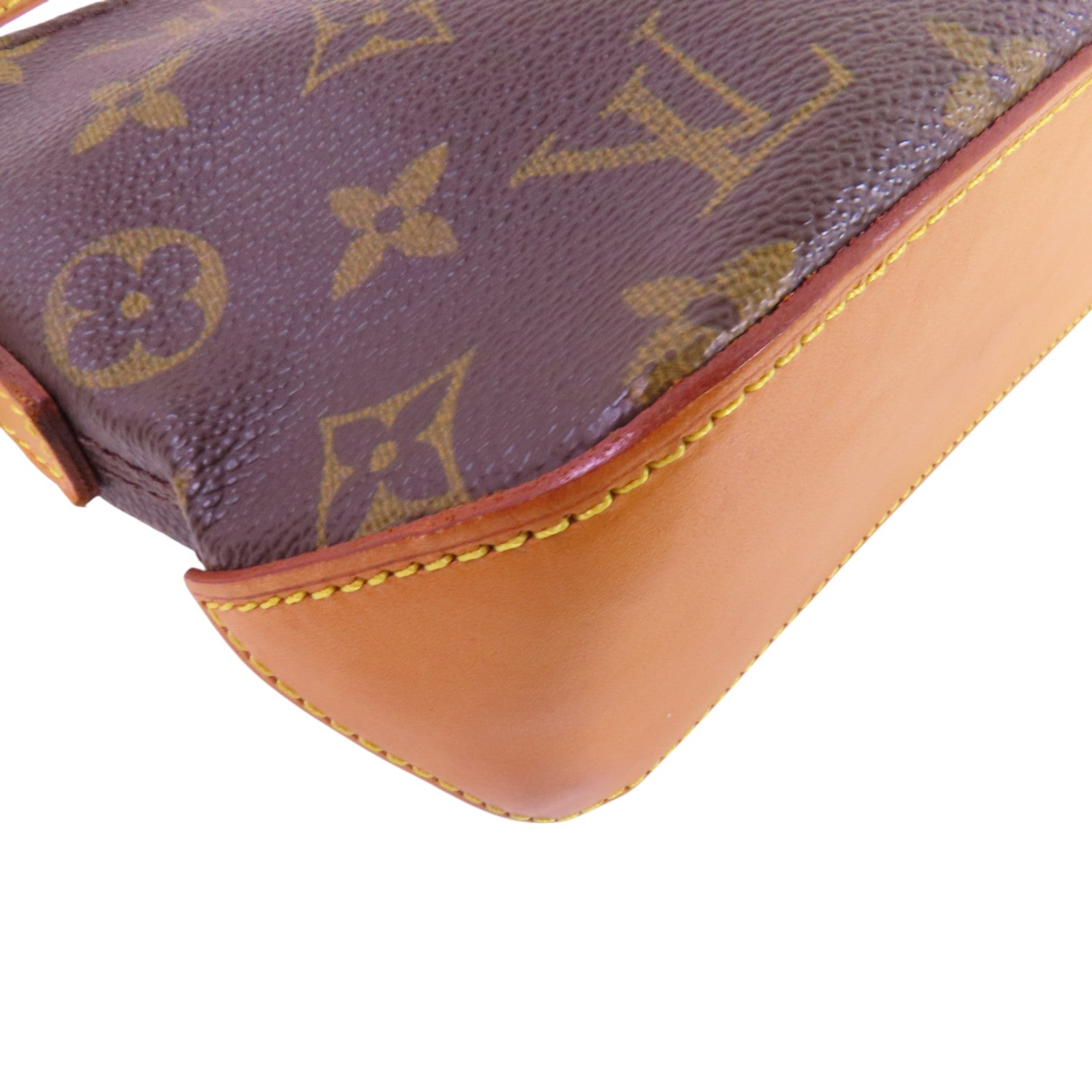 LOUIS VUITTON Monogram Trotteur金扣肩背袋