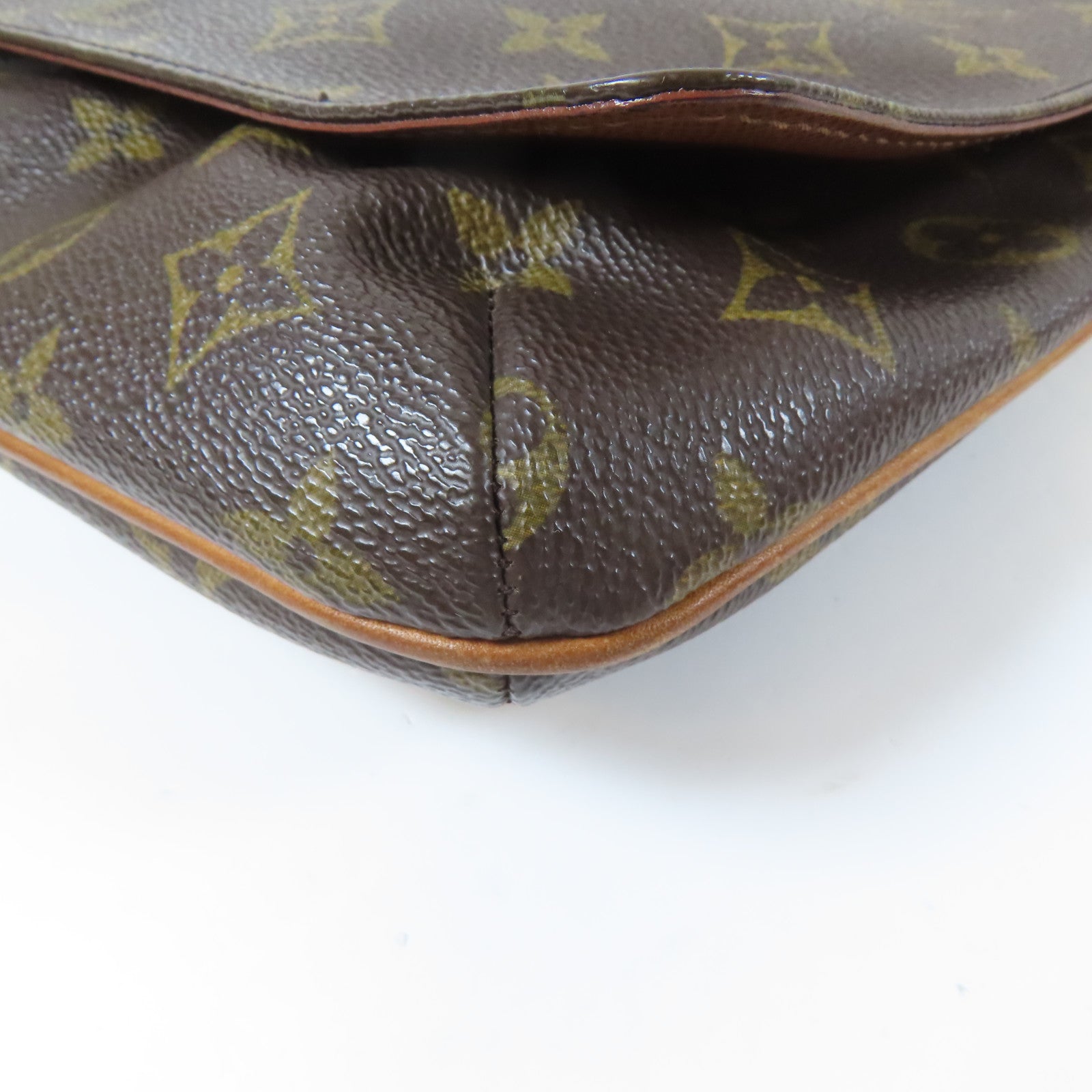 LOUIS VUITTON Monogram Musette Tango金扣肩背袋啡色