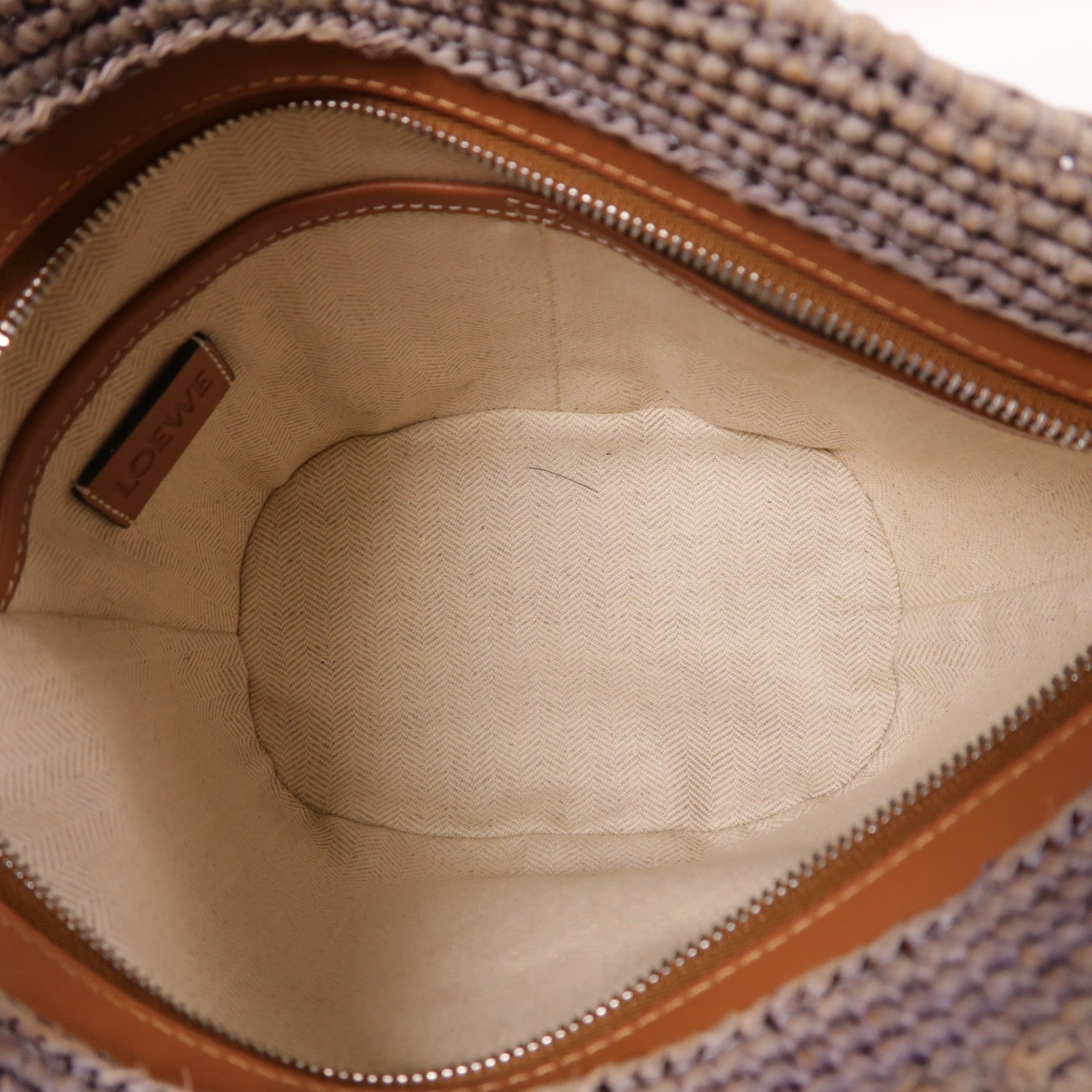 LOEWE Raffia Paulas lbiza銀扣肩背袋