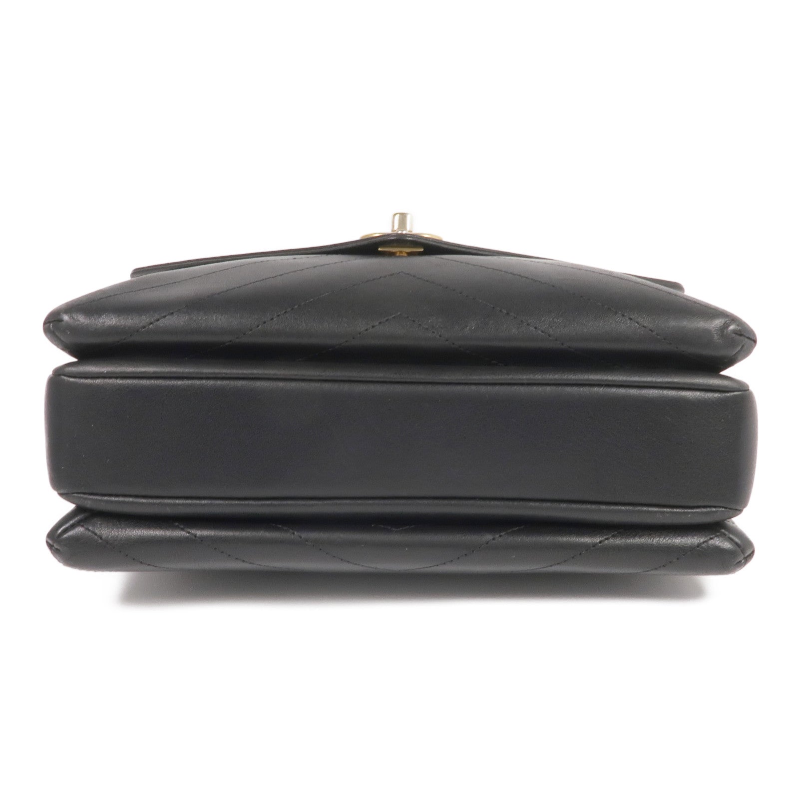 CHANEL 皮革Chain Shoulder金扣鏈帶肩背袋