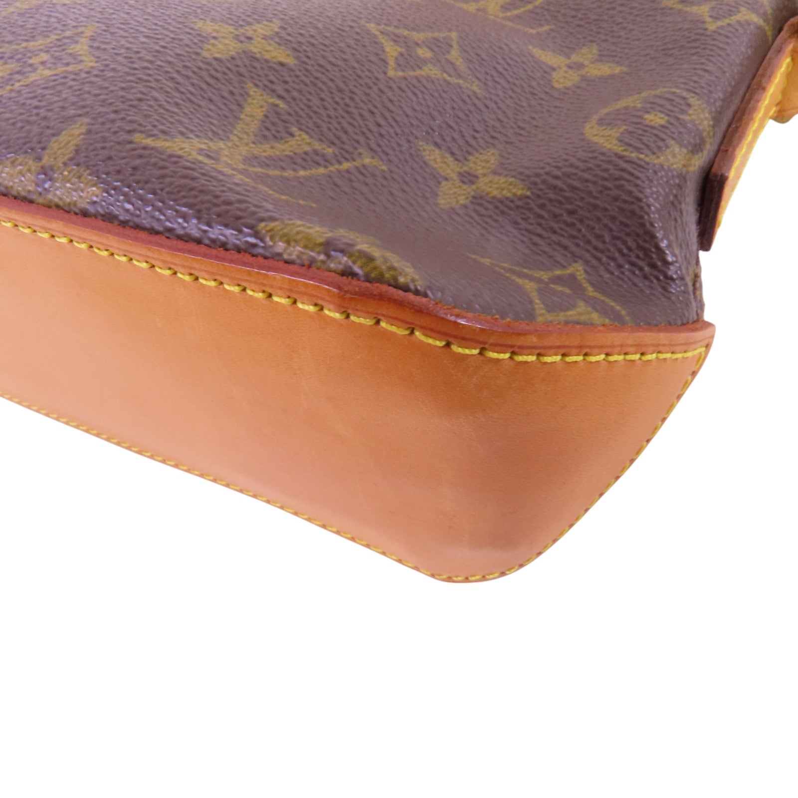 LOUIS VUITTON Monogram Trotteur金扣肩背袋