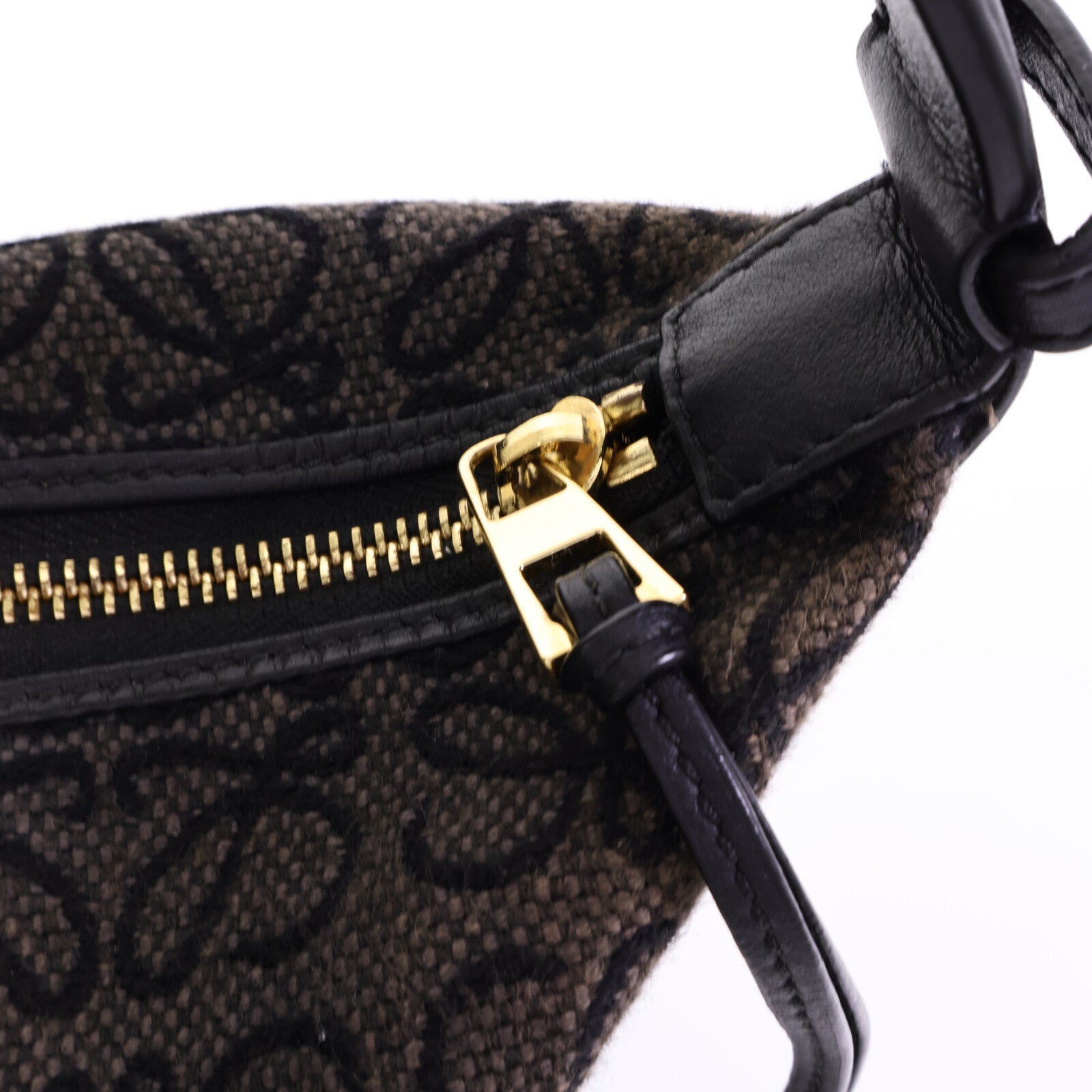 LOEWE 帆布Cubi Anagram肩背袋
