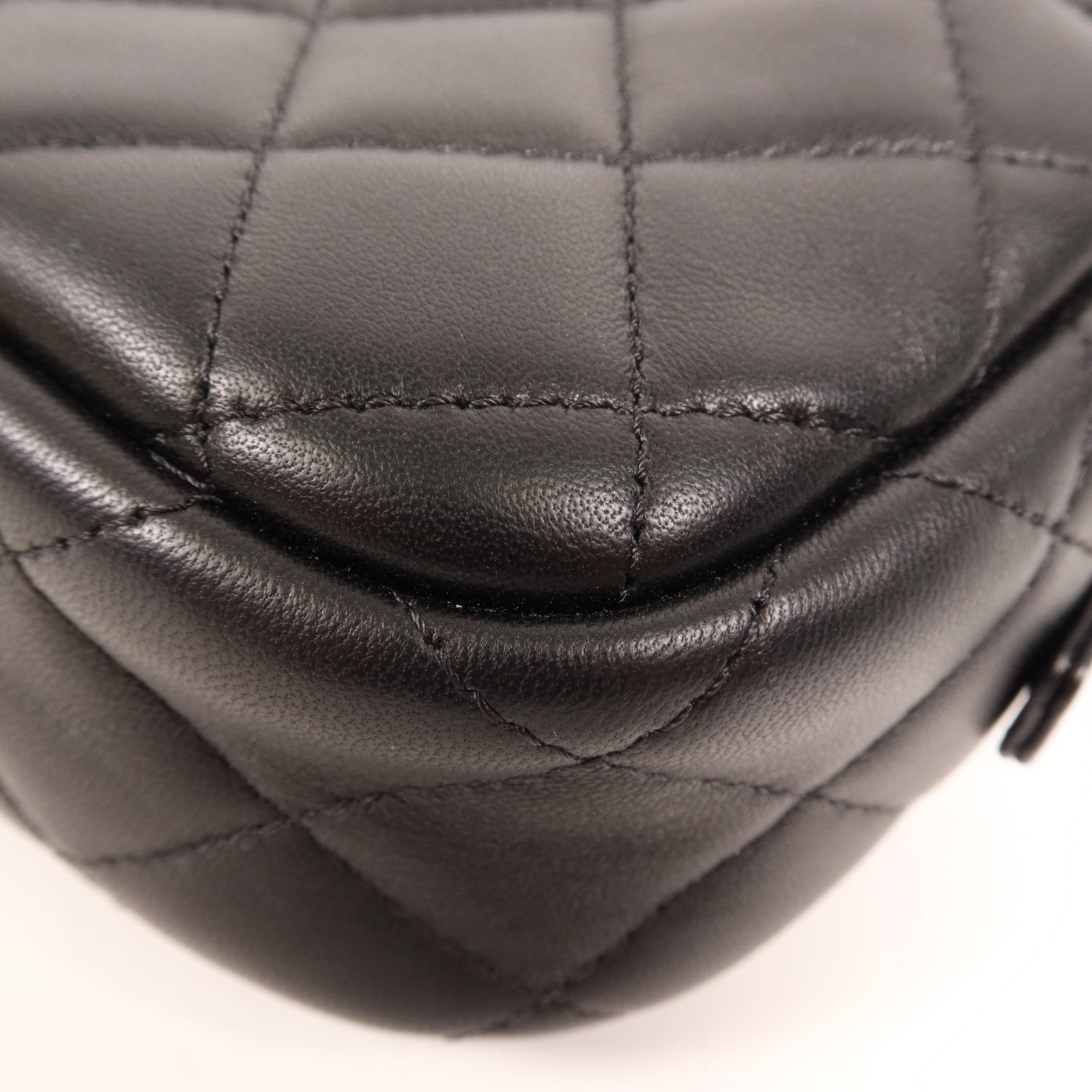 CHANEL 羊皮皮革Chain Shoulder金扣鏈帶肩背袋