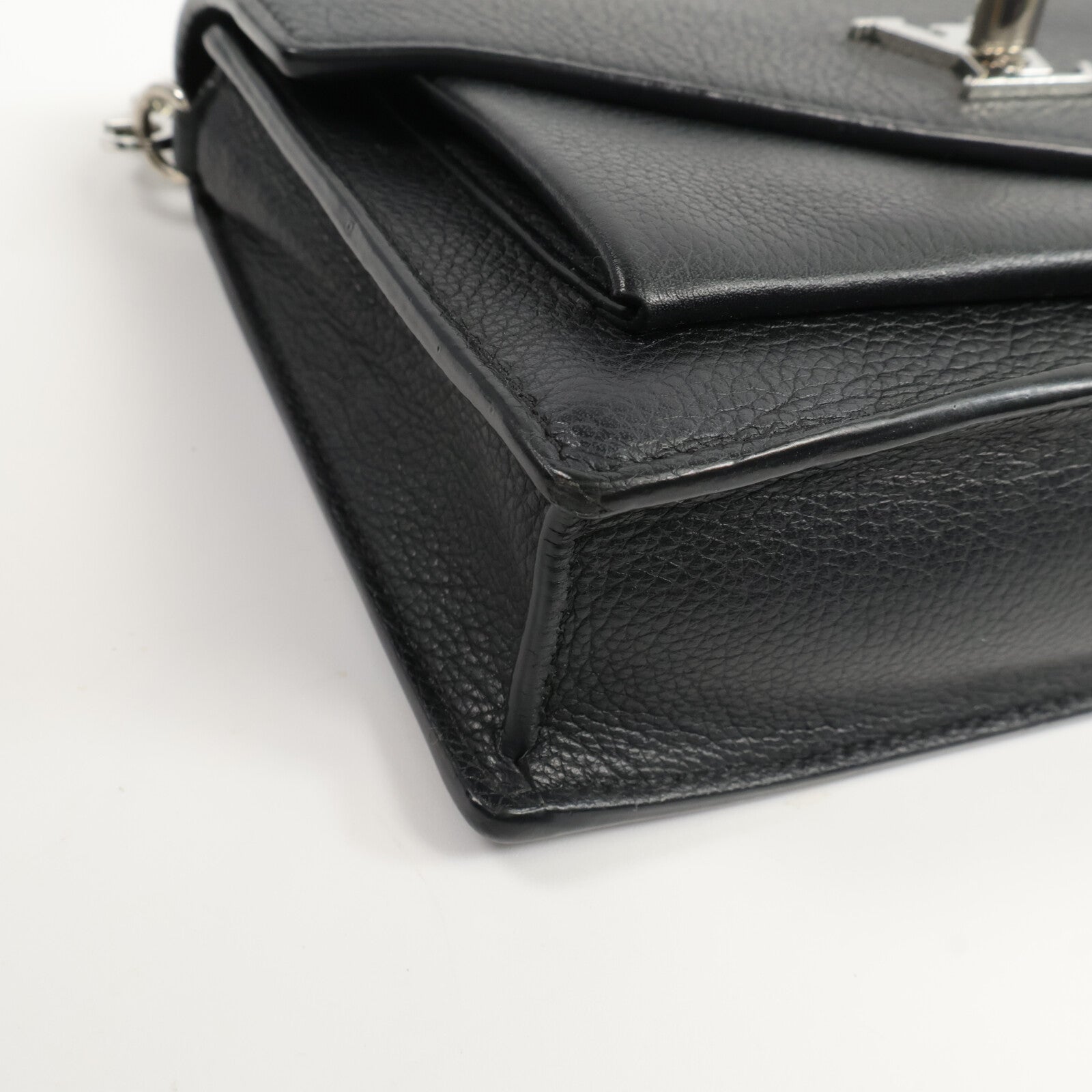 LOUIS VUITTON 牛皮皮革Mylockme銀扣鏈帶肩背袋