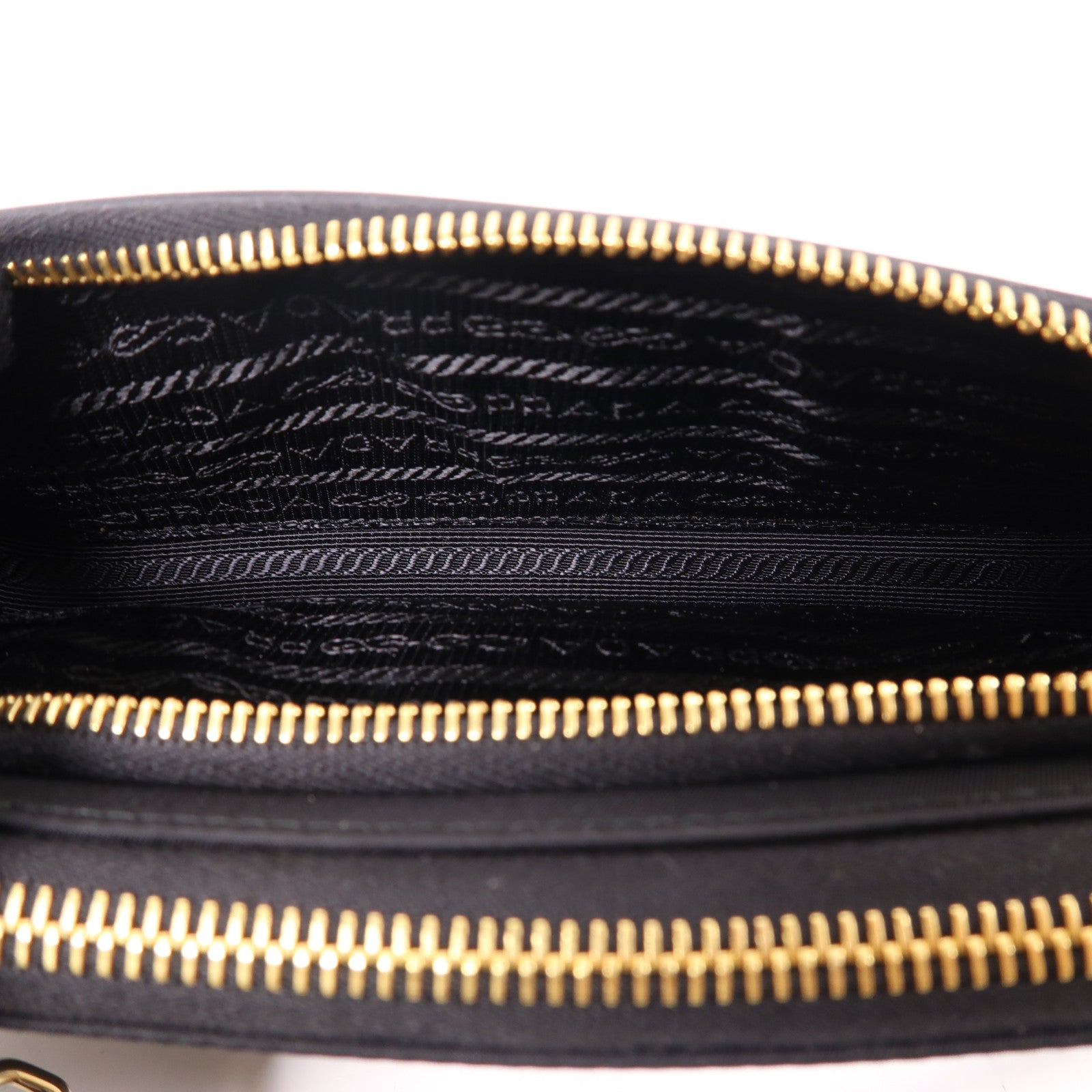 PRADA 尼龍/皮革Shoulder Bag金扣肩背袋
