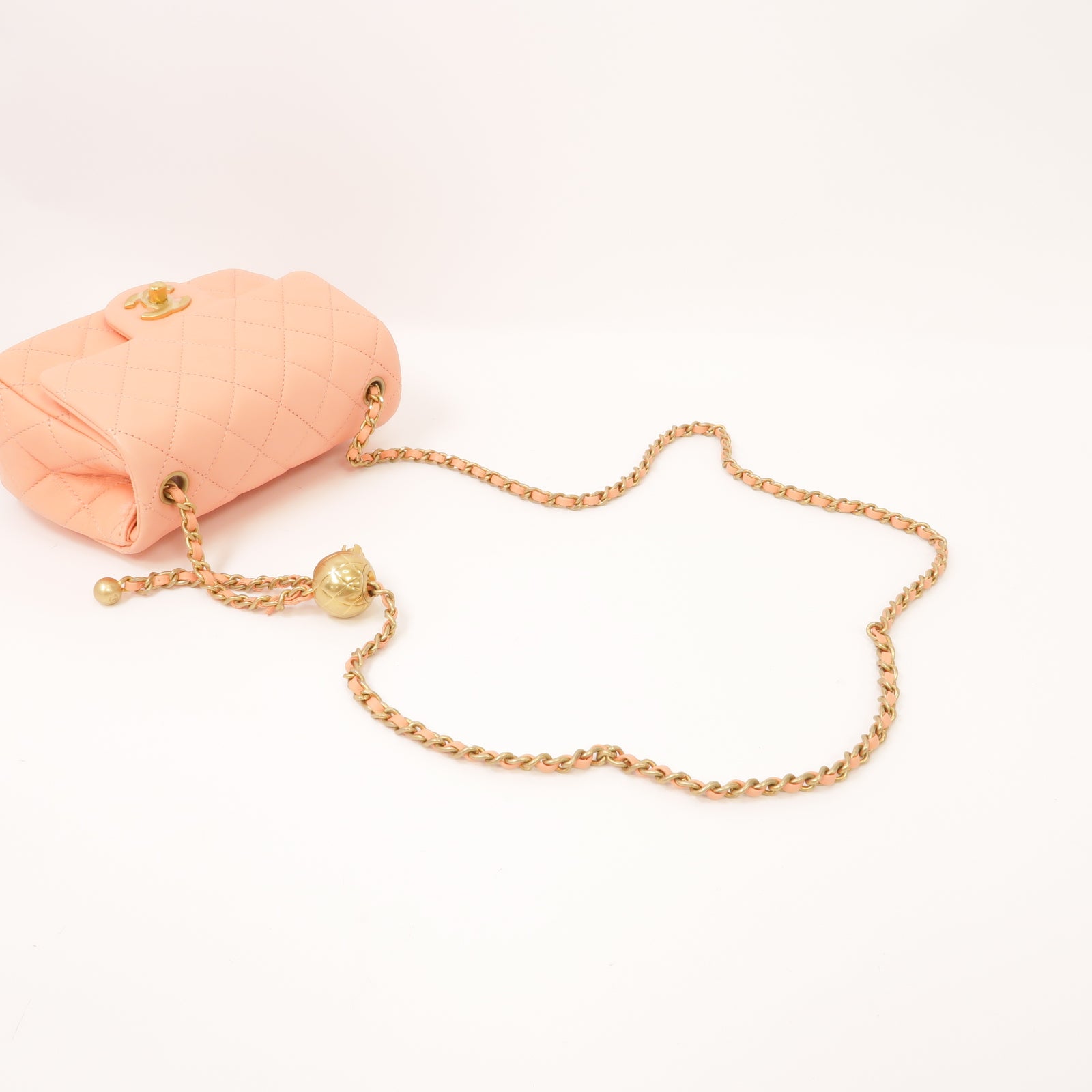 CHANEL 菱格羊皮皮革Classic Flap Mini 17cm Chain Shoulder Bag金扣鏈帶肩背袋深藍色