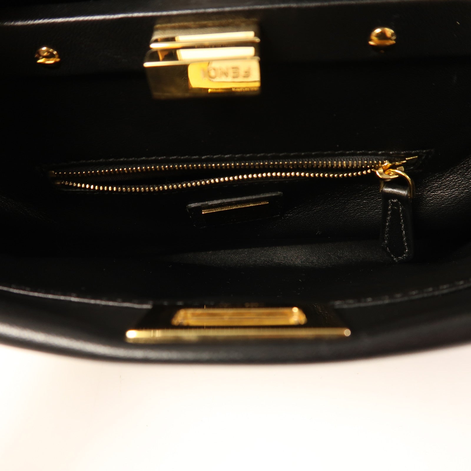 FENDI 羊皮皮革Mini Peekaboo金扣手挽肩背兩用袋