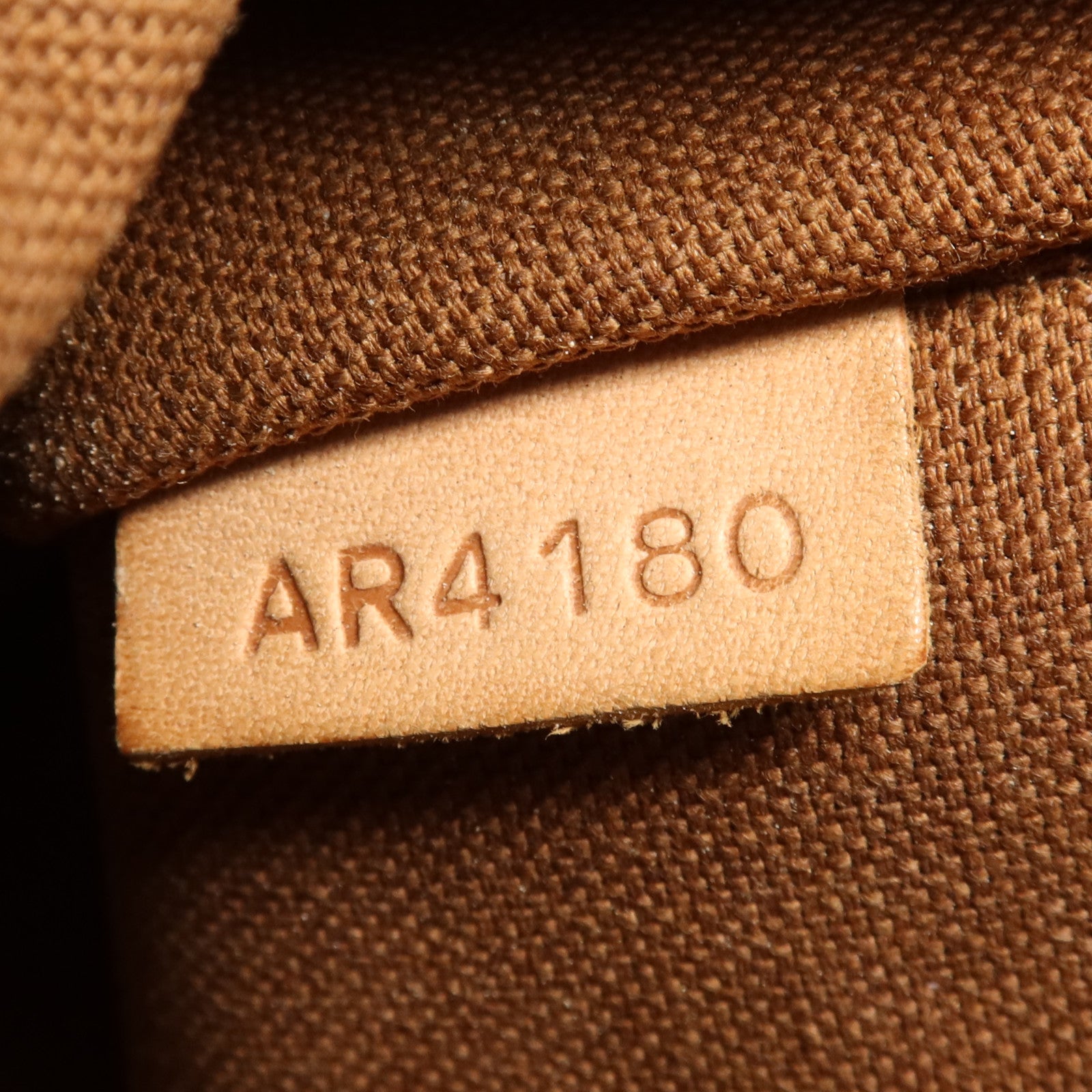 LOUIS VUITTON Monogram Tivoli PM金扣手挽袋