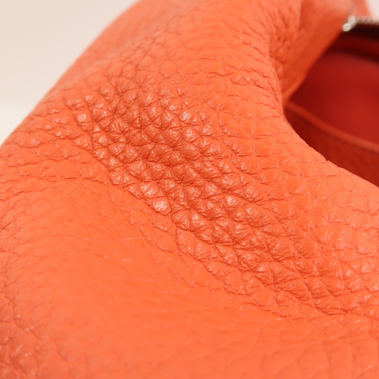 HERMES Clemence皮革Lindy 26肩背袋Rouge Pivoine