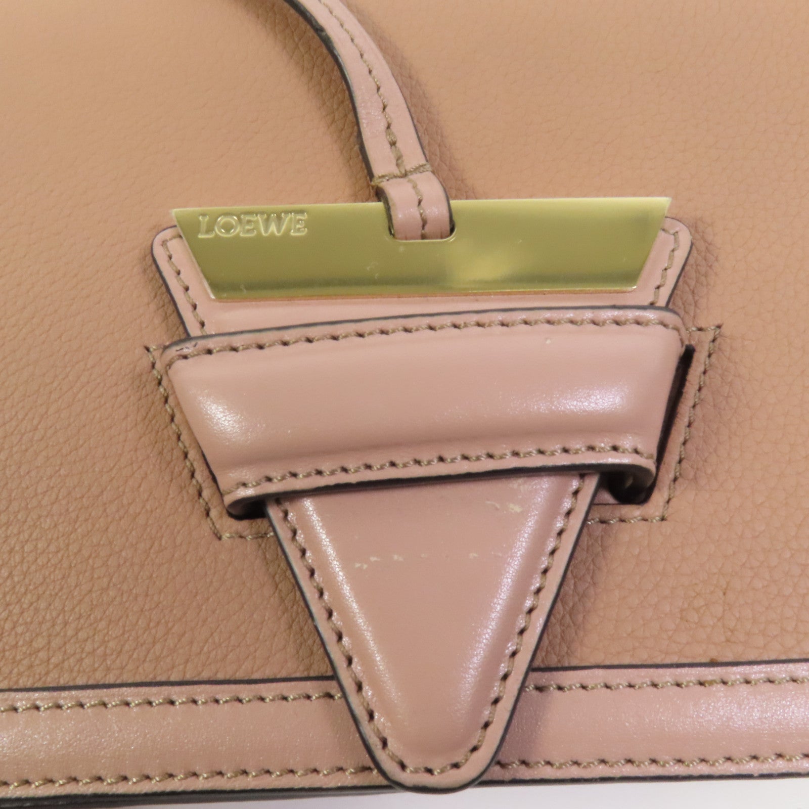 LOEWE 牛皮皮革Barcelona肩背袋