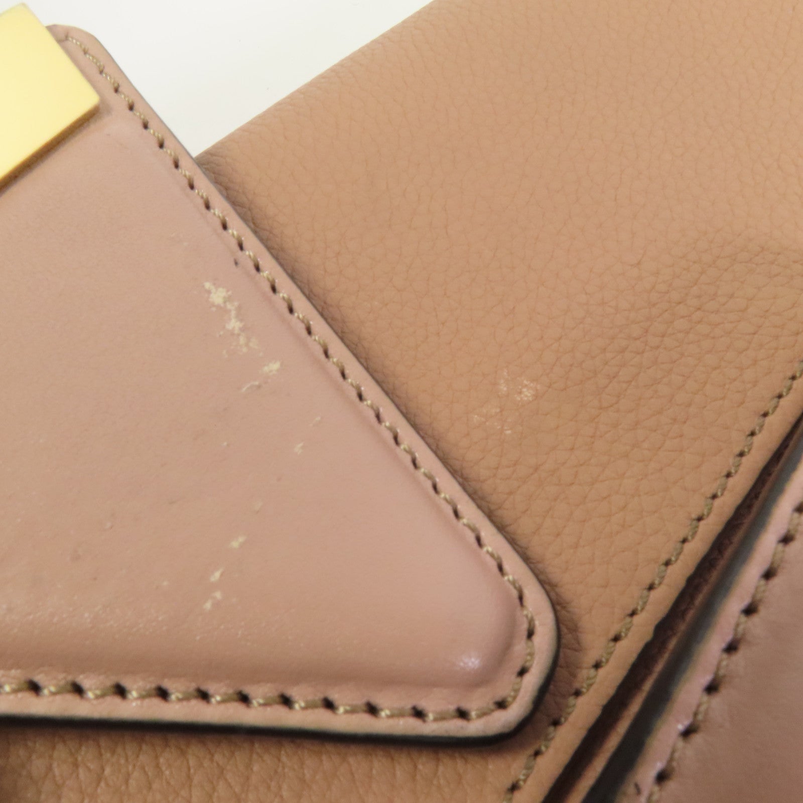 LOEWE 牛皮皮革Barcelona肩背袋