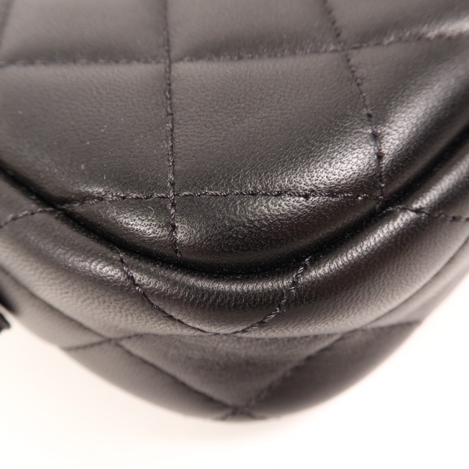 CHANEL 羊皮皮革Chain Shoulder金扣鏈帶肩背袋