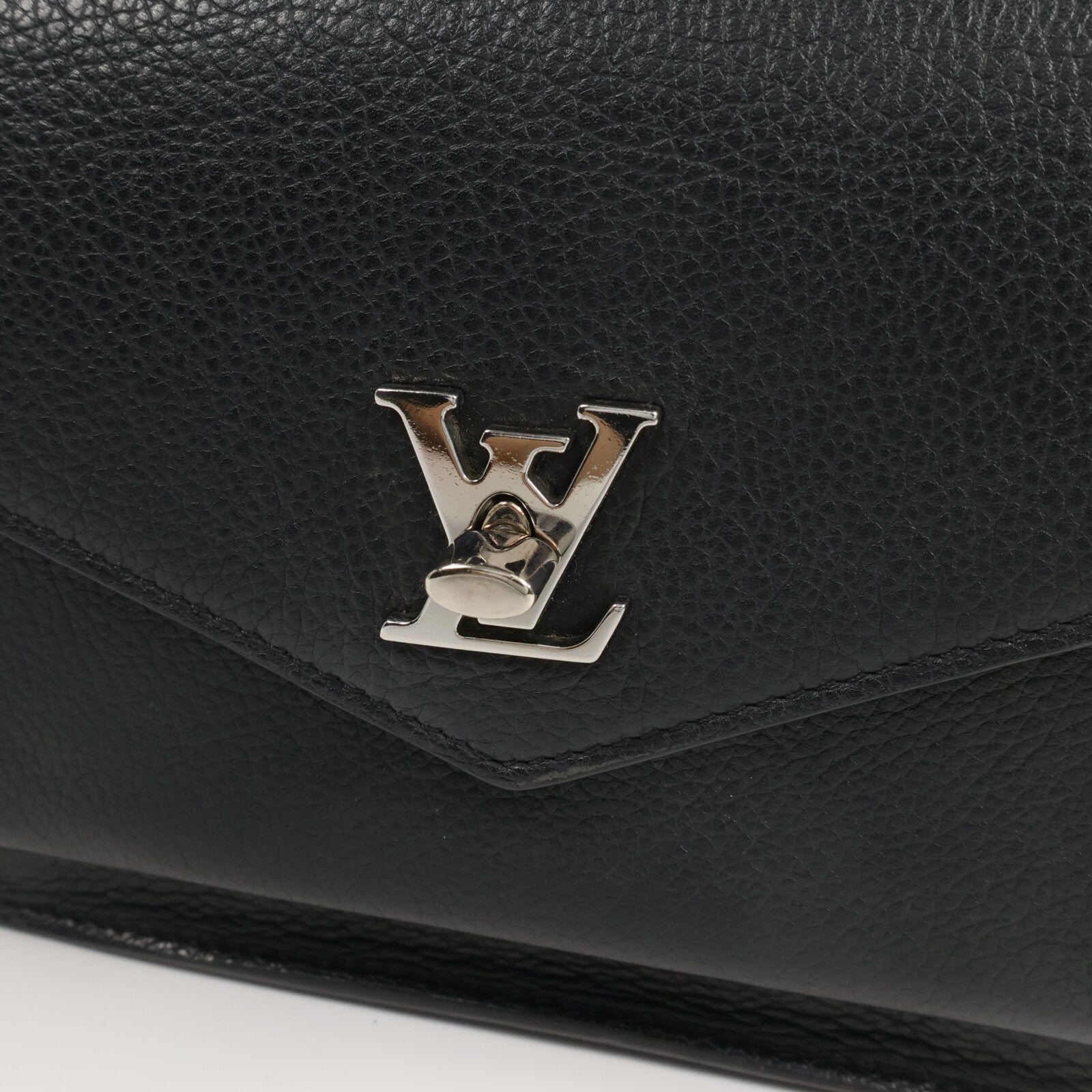 LOUIS VUITTON 牛皮皮革Mylockme銀扣鏈帶肩背袋