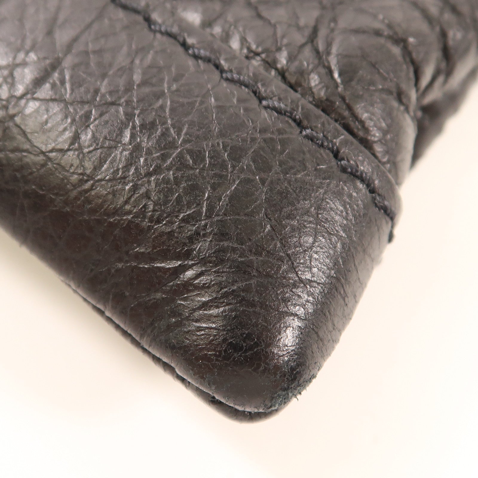 BALENCIAGA 牛皮皮革Pouch銀扣手拿包