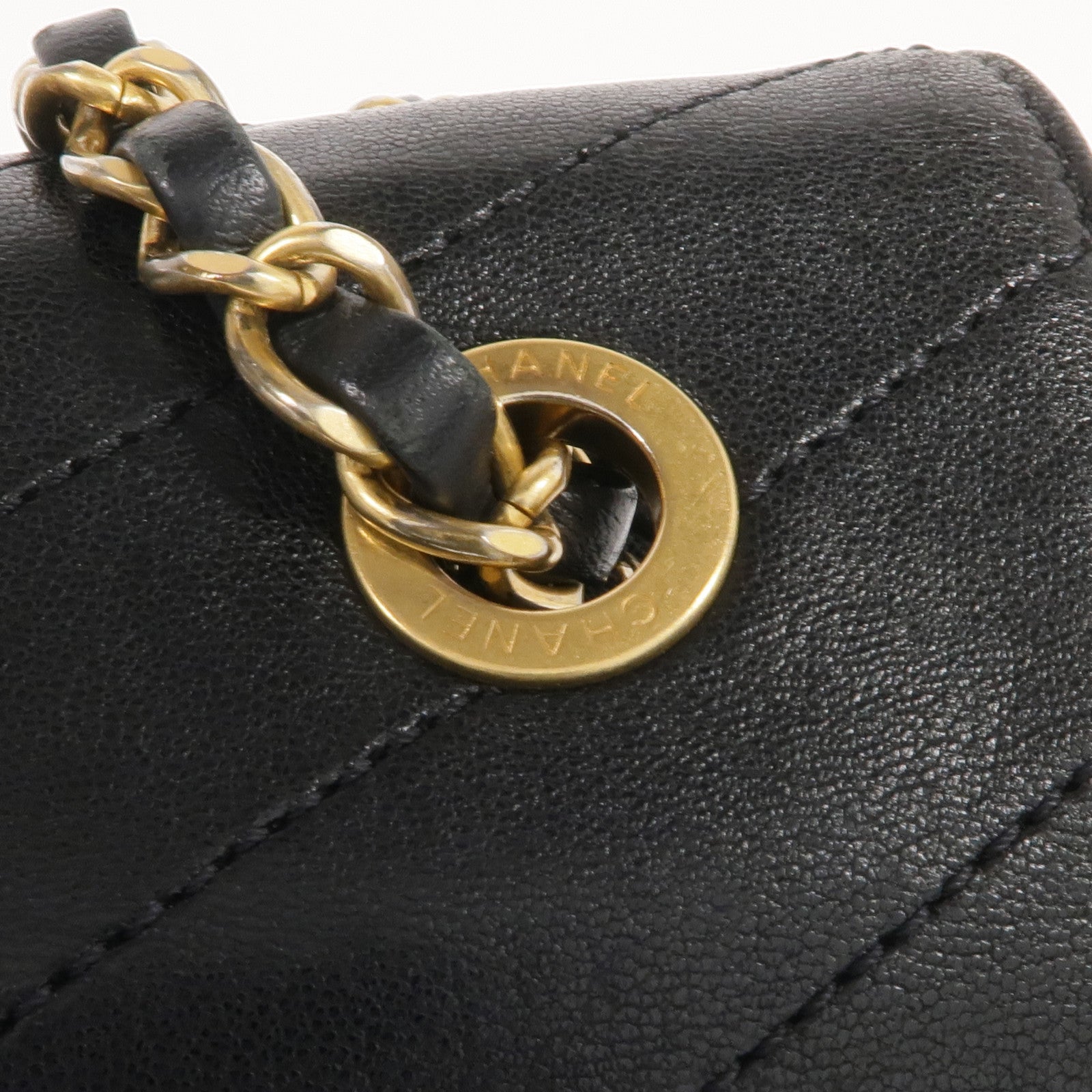 CHANEL 皮革Chain Shoulder金扣鏈帶肩背袋