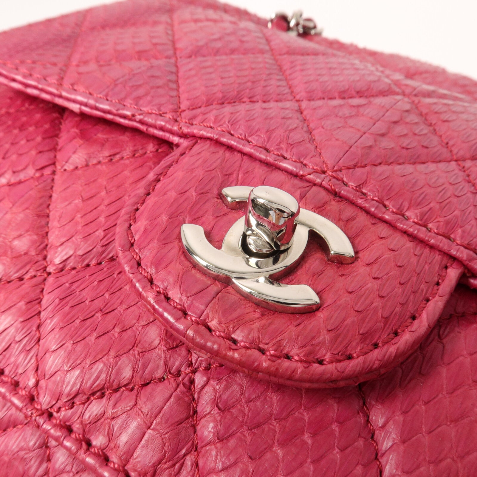 CHANEL 蛇皮皮革Shoulder Bag鏈帶肩背袋