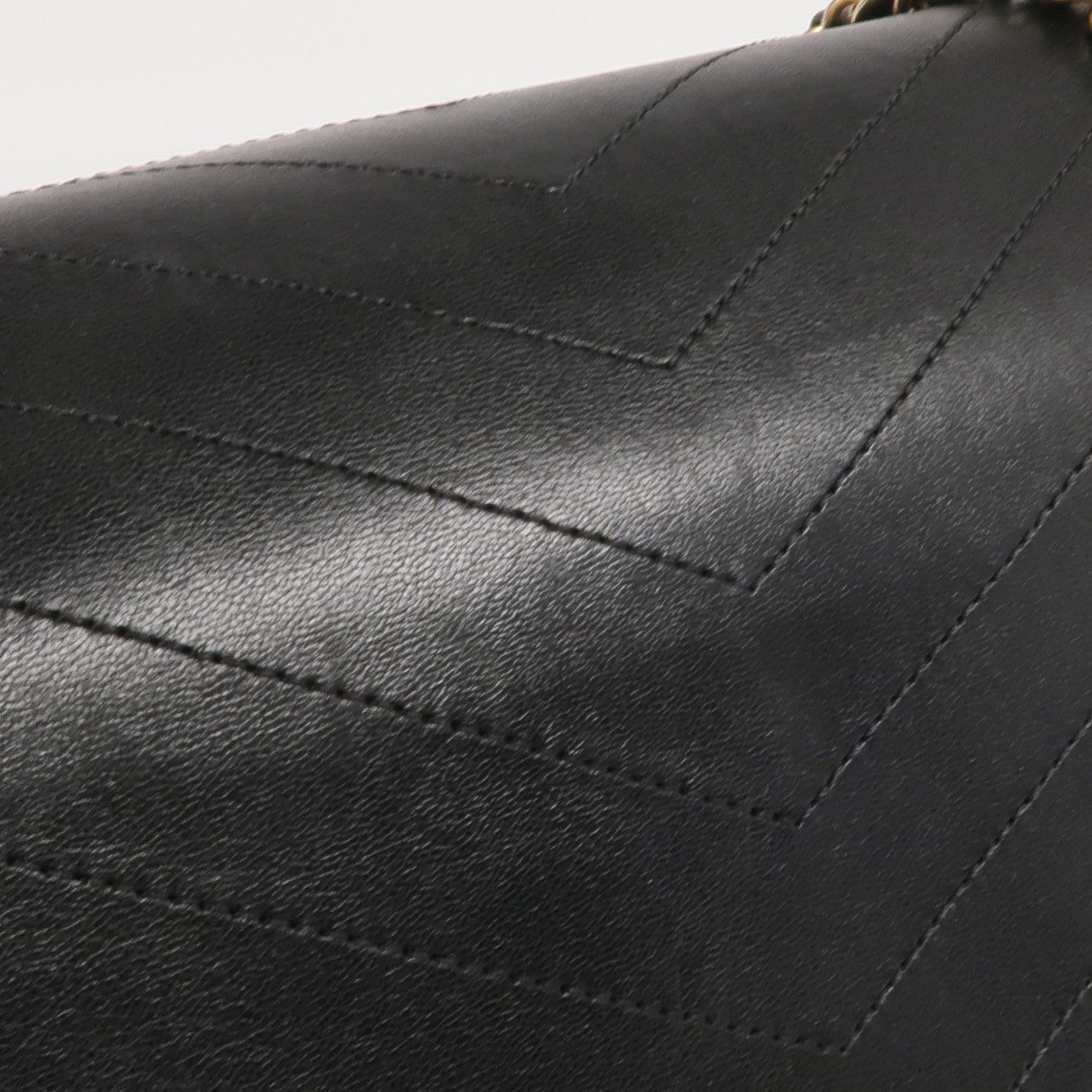 CHANEL 皮革Chain Shoulder金扣鏈帶肩背袋