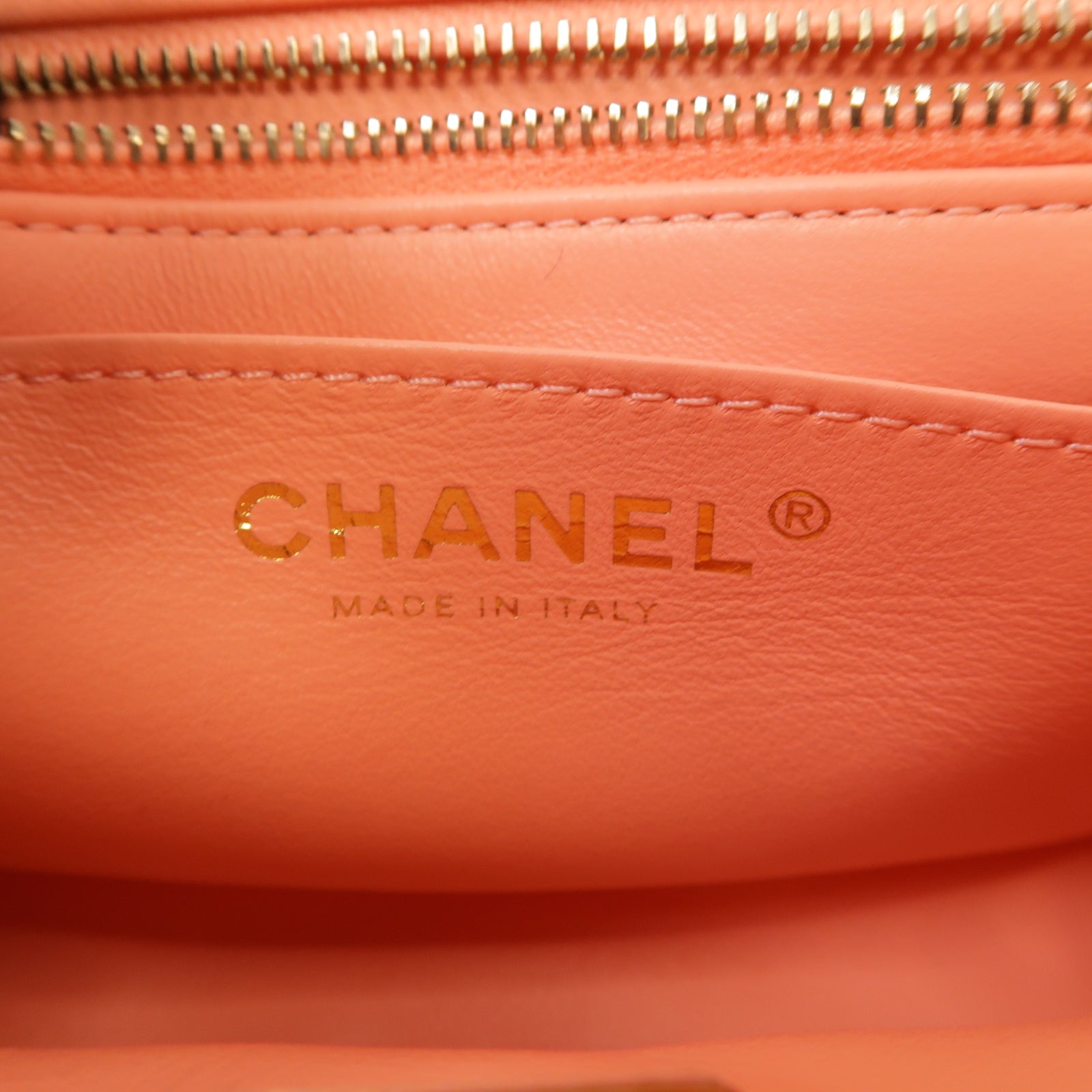 CHANEL 菱格羊皮皮革Classic Flap Mini 17cm Chain Shoulder Bag金扣鏈帶肩背袋深藍色