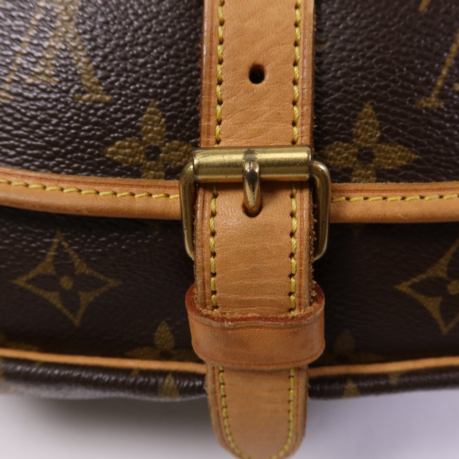 LOUIS VUITTON Monogram Saumur 30金扣肩背袋