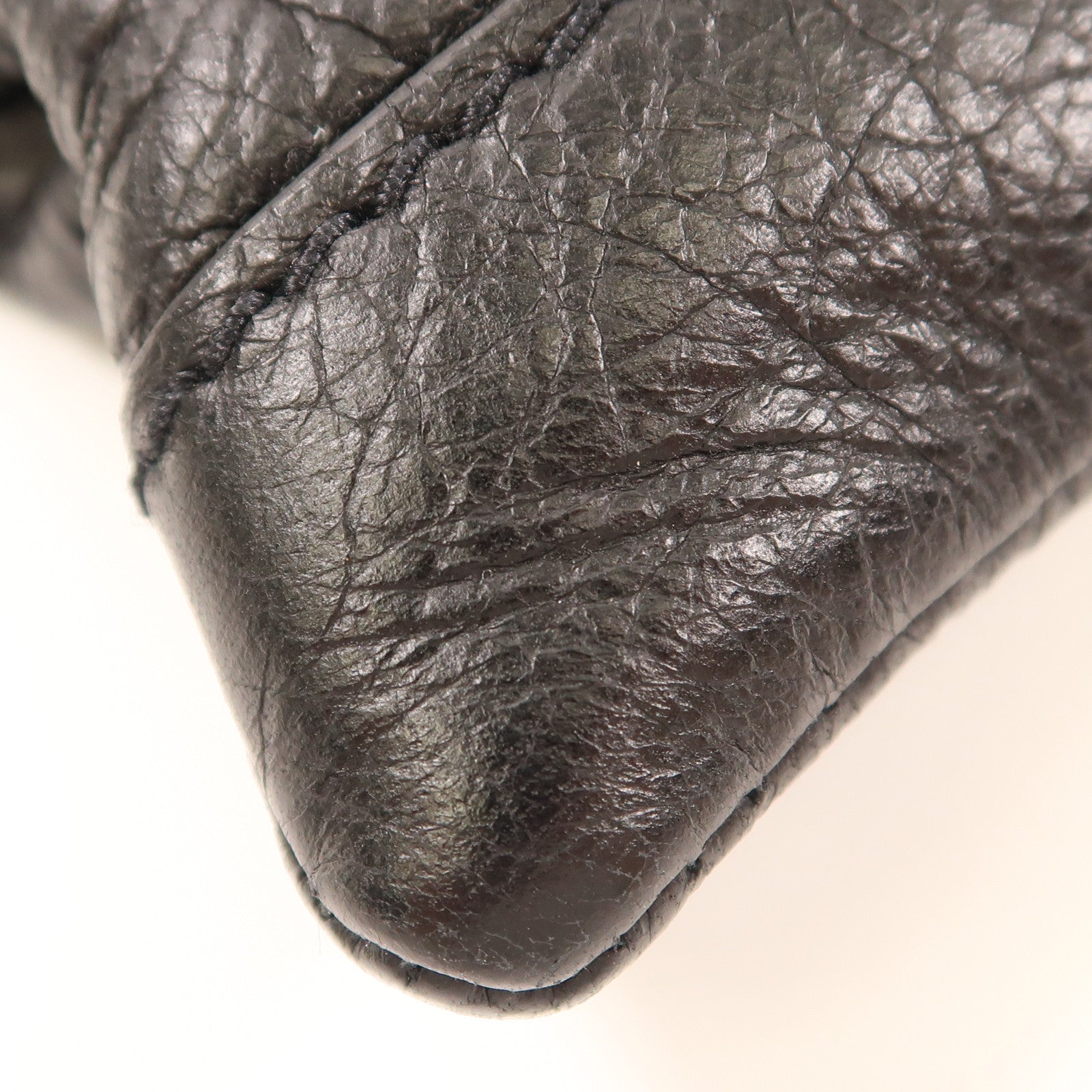 BALENCIAGA 牛皮皮革Pouch銀扣手拿包
