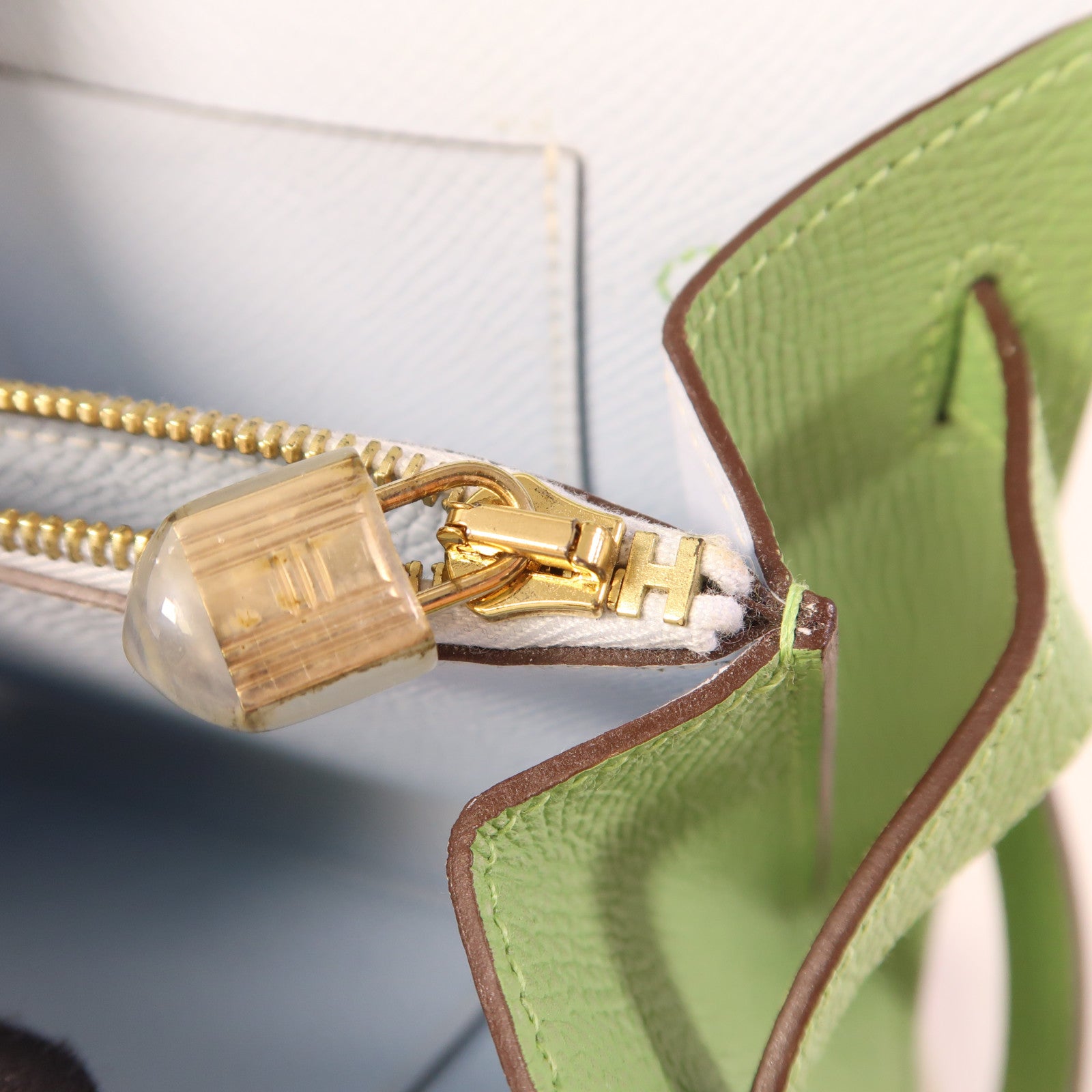 HERMES Epsom皮革Kelly To Go金扣肩背袋Vert Criquet