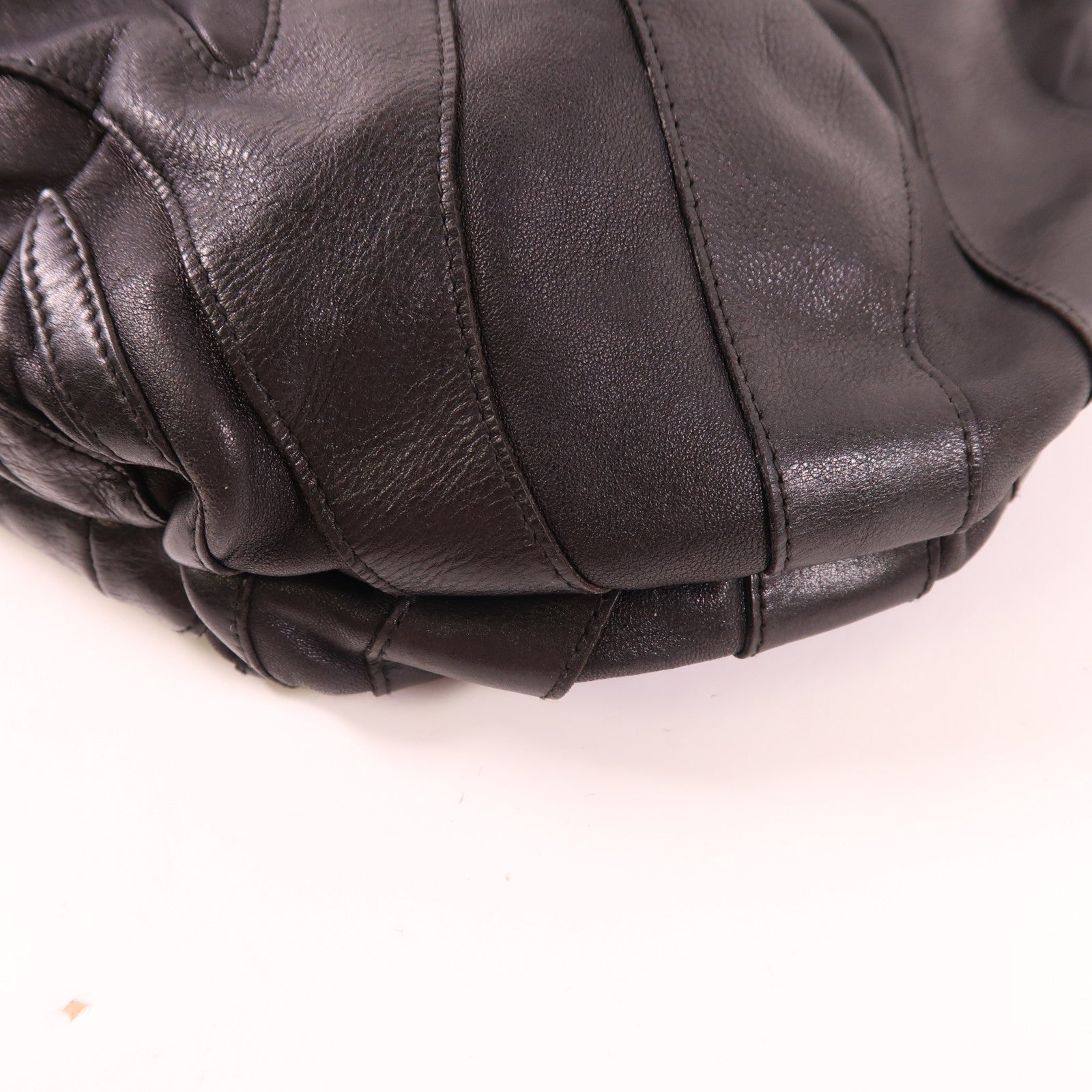 PRADA 皮革Shoulder Bag銀扣肩背袋