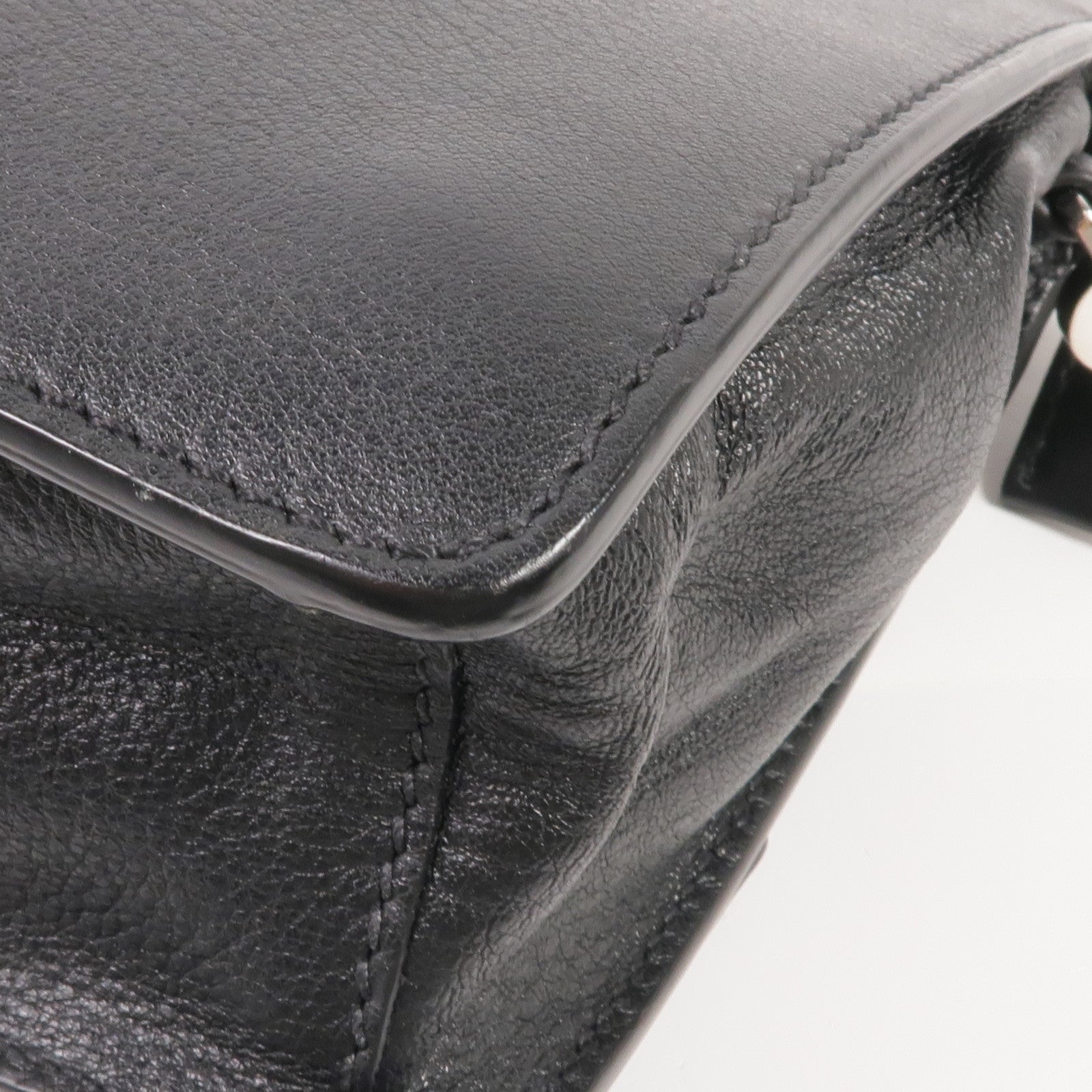 PRADA 牛皮皮革Clutch Bag銀扣手拿包