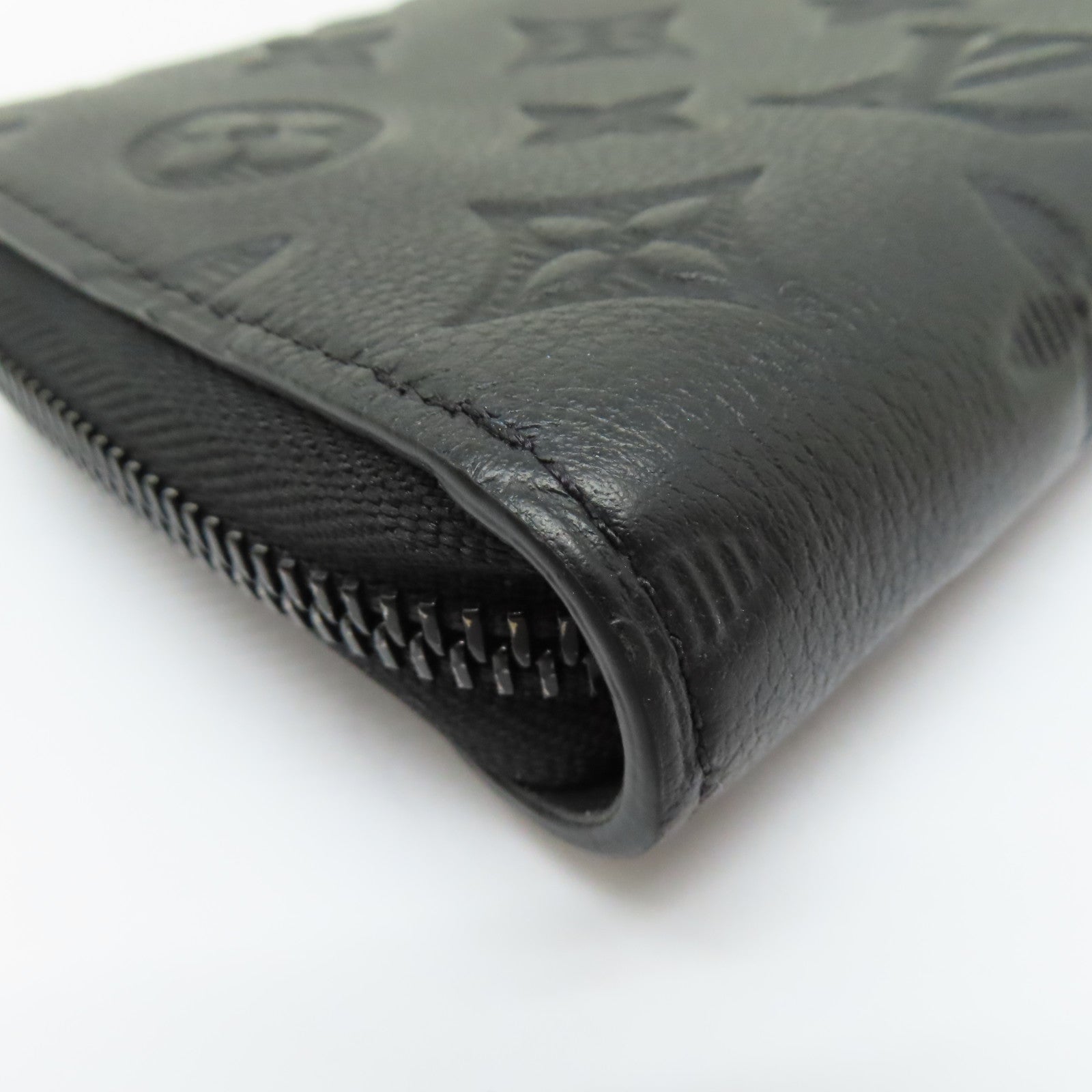 LOUIS VUITTON Monogram Shadow Zippy Vertical長錢包黑色