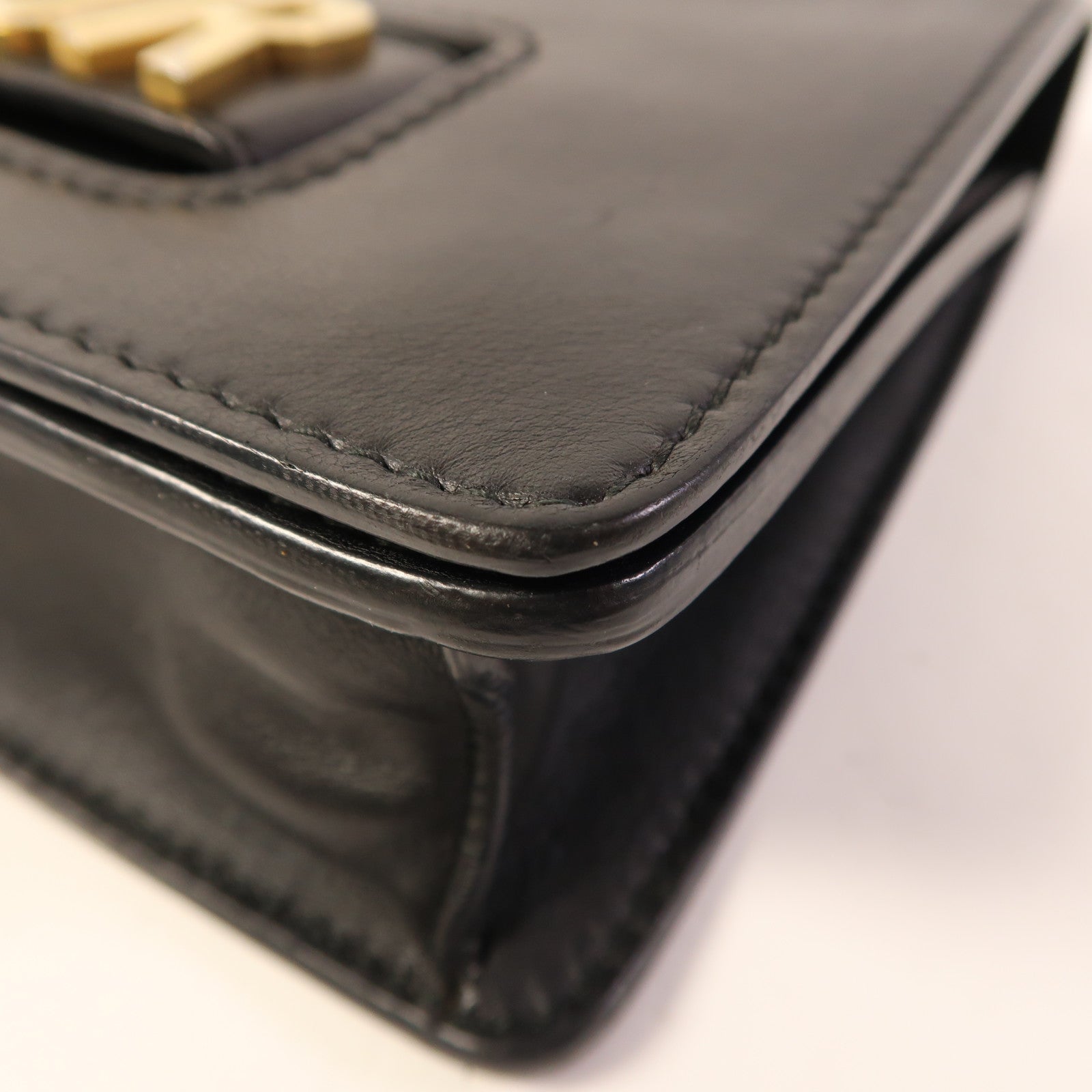 Dior 牛皮皮革Jadior金扣鏈帶肩背袋