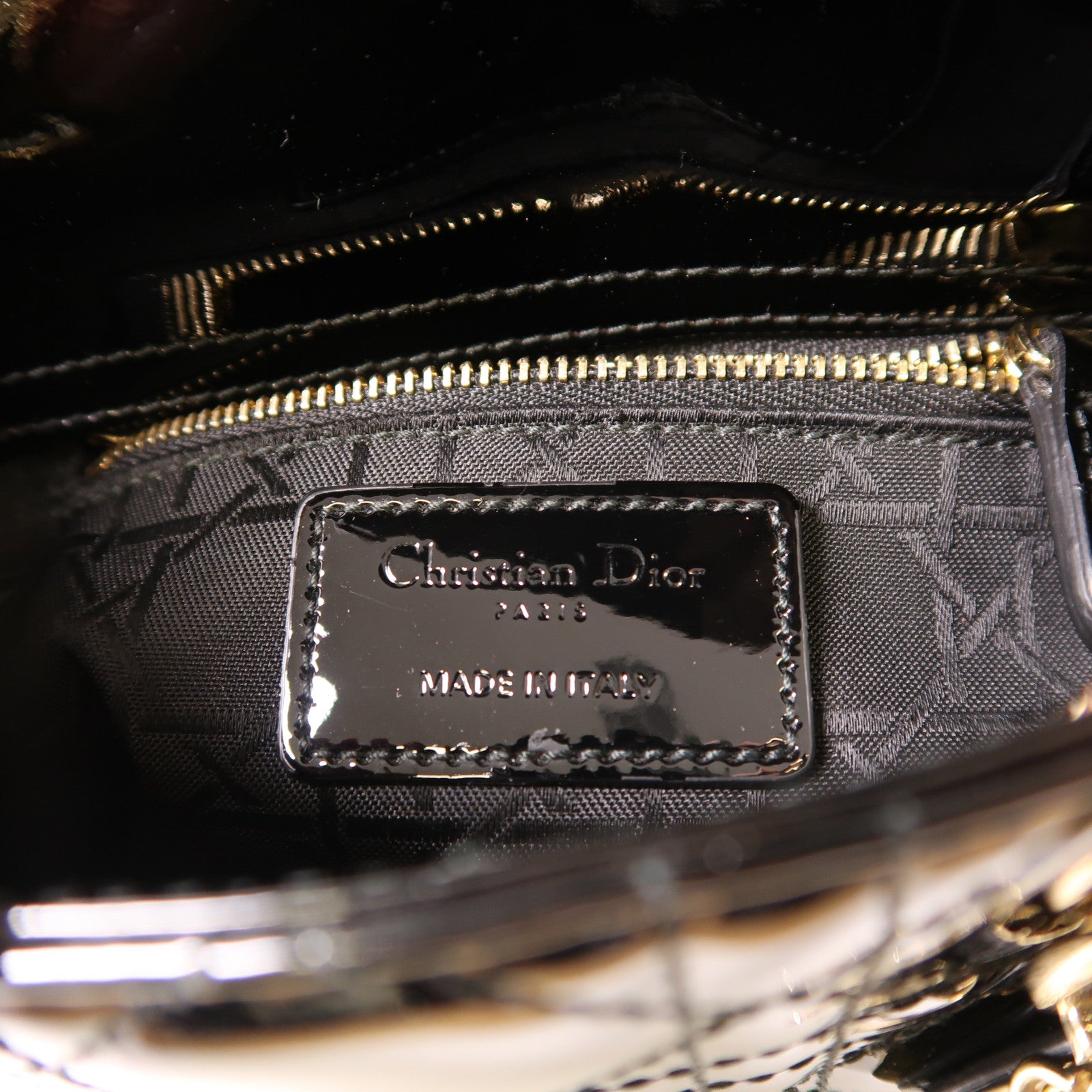 Dior 漆皮皮革Mini Lady Dior金扣鏈帶手挽肩背兩用袋