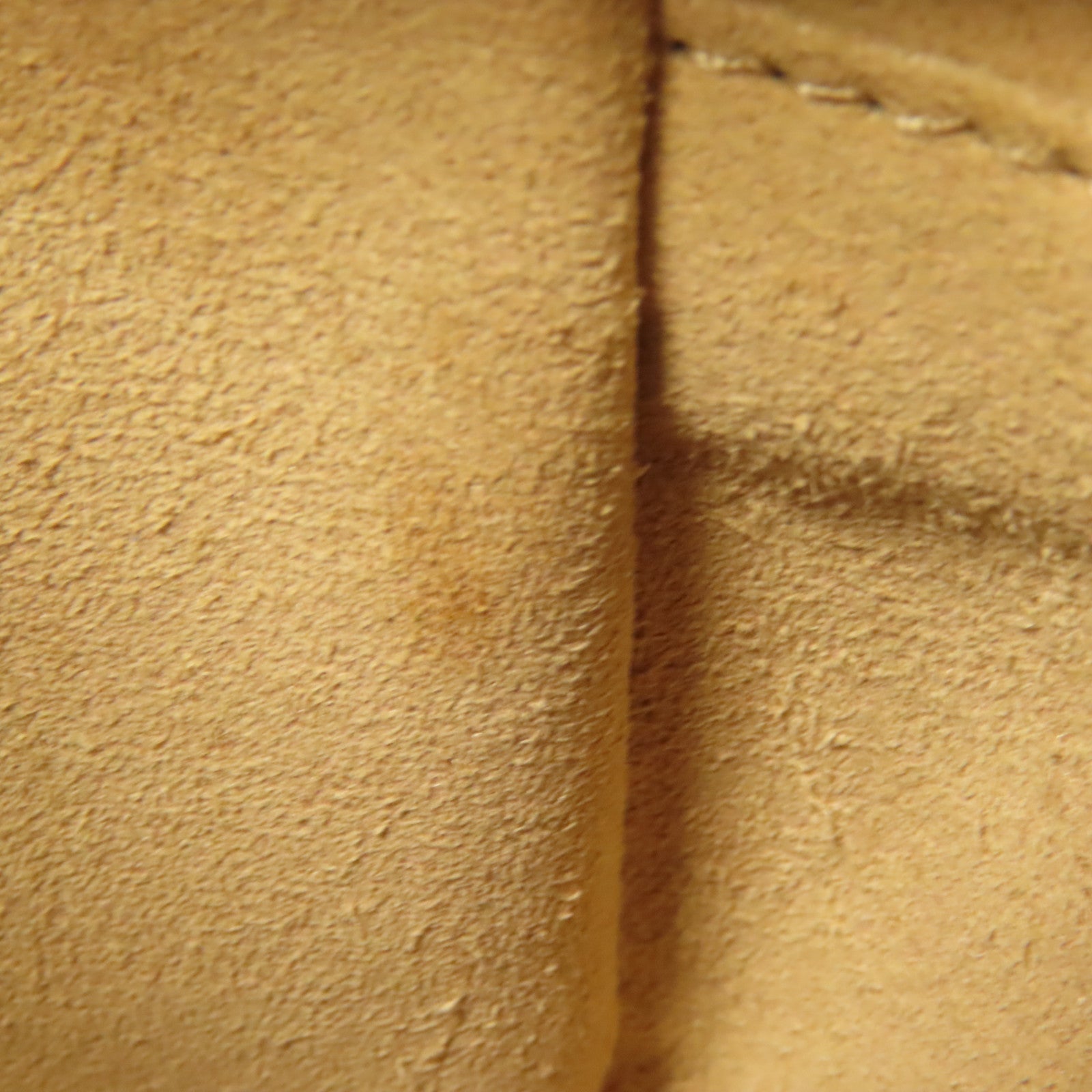 GUCCI 牛皮皮革GG Marmont金扣肩背袋