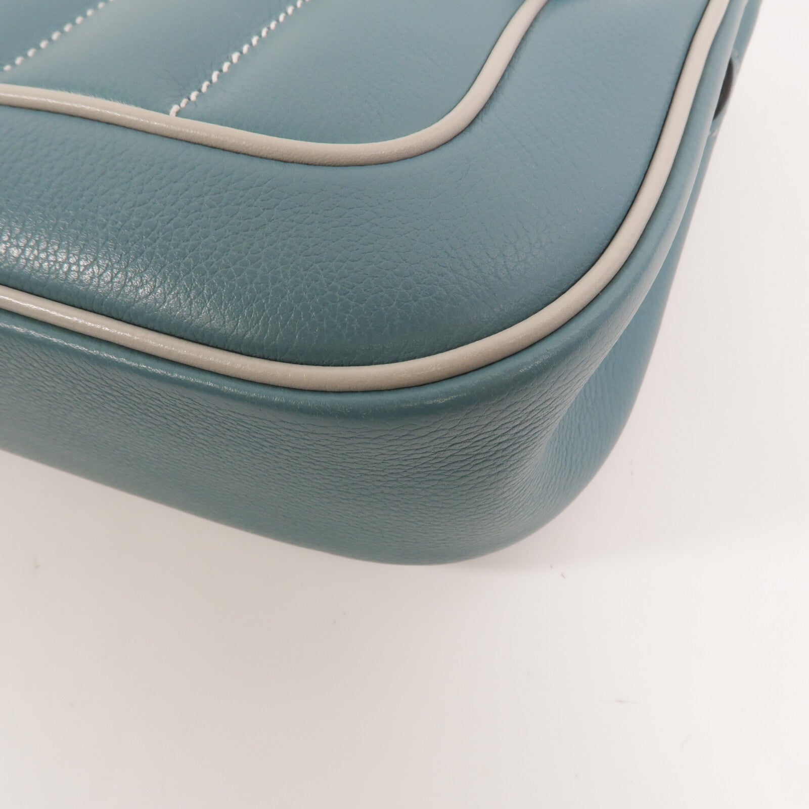 HERMES Eevercolor皮革Mini Berline肩背袋Ciel/Girs Pearl