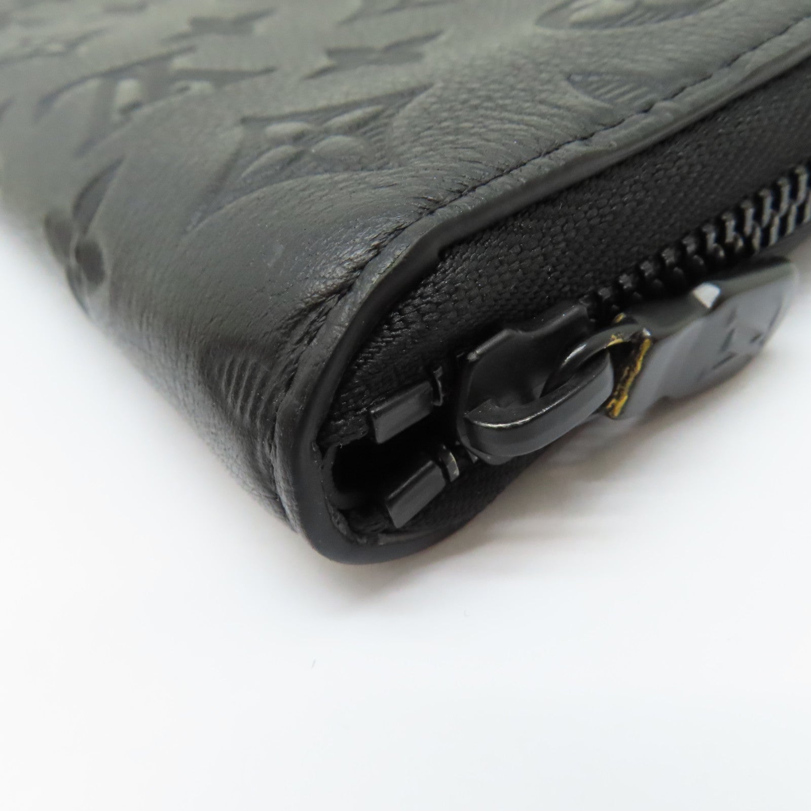LOUIS VUITTON Monogram Shadow Zippy Vertical長錢包黑色