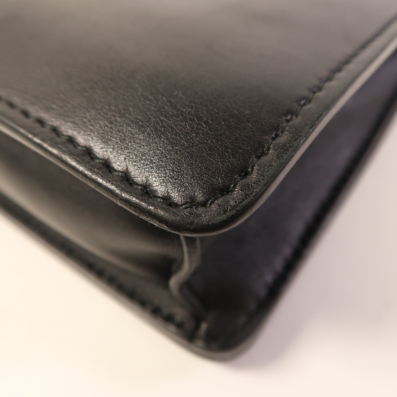 Dior 牛皮皮革Jadior金扣鏈帶肩背袋