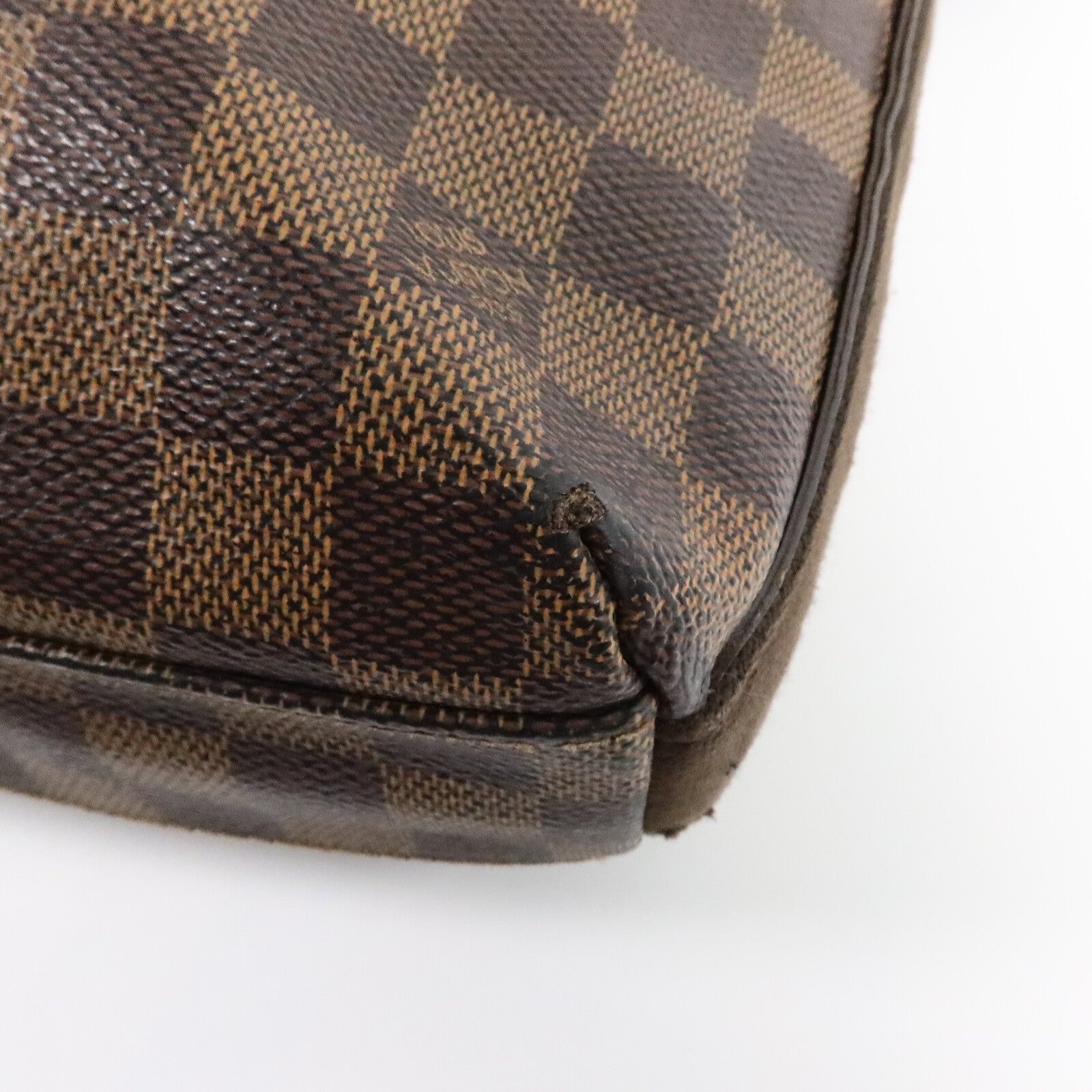 LOUIS VUITTON Damier Trotteur金扣肩背袋
