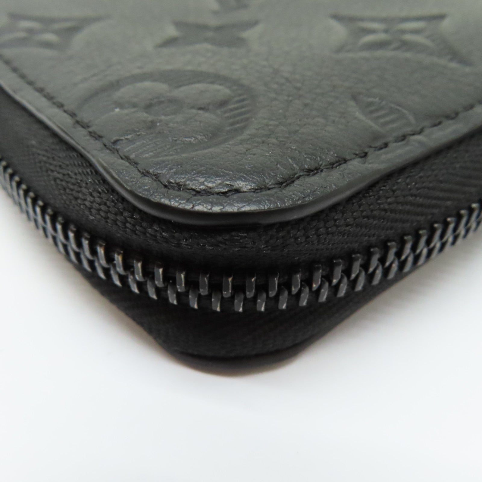 LOUIS VUITTON Monogram Shadow Zippy Vertical長錢包黑色