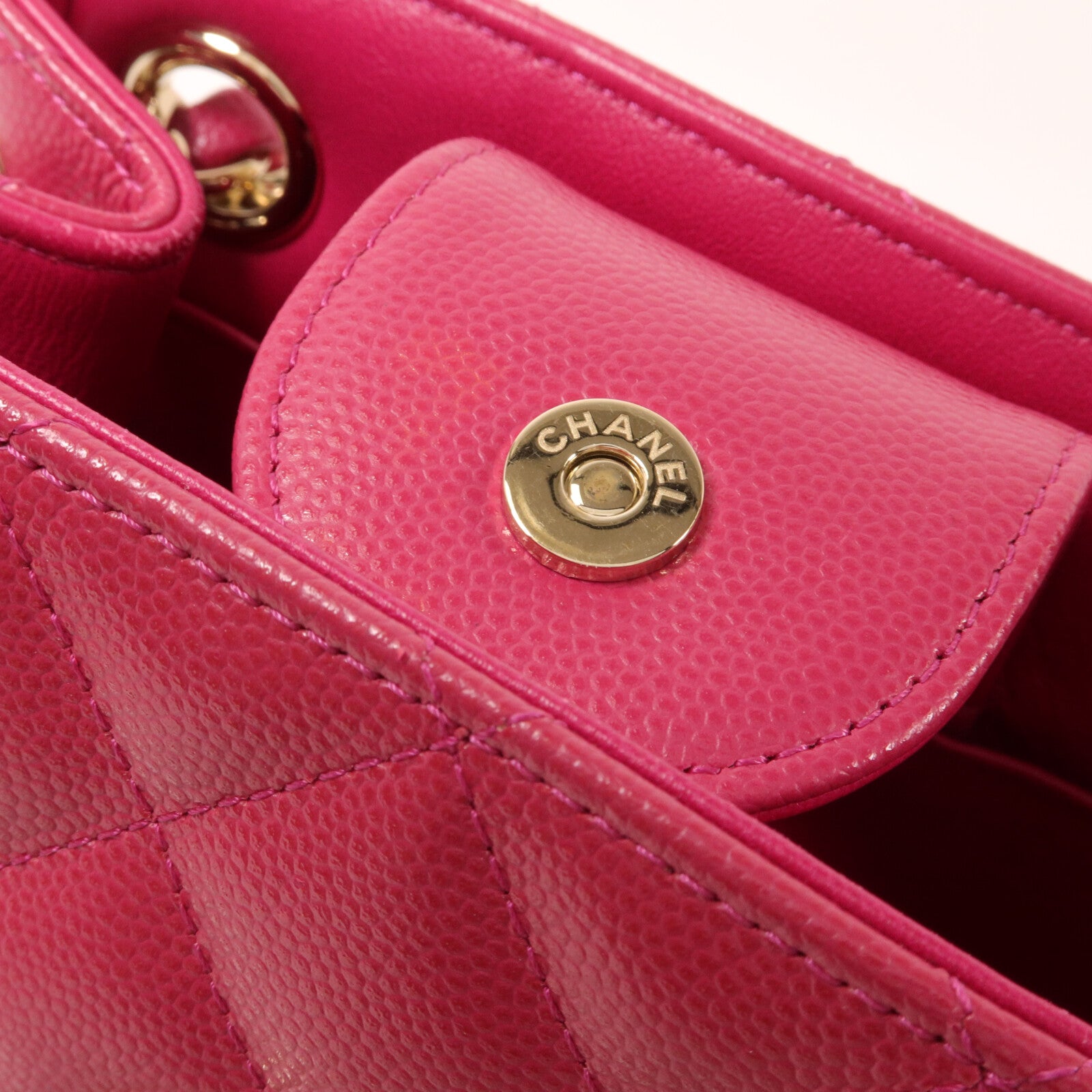 CHANEL 牛皮皮革Bucket Bag鏈帶肩背袋