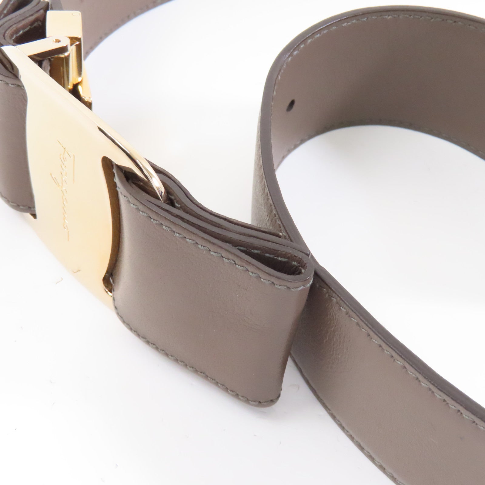 Salvatore Ferragamo 牛皮皮革Belt 80cm金扣皮帶米灰色