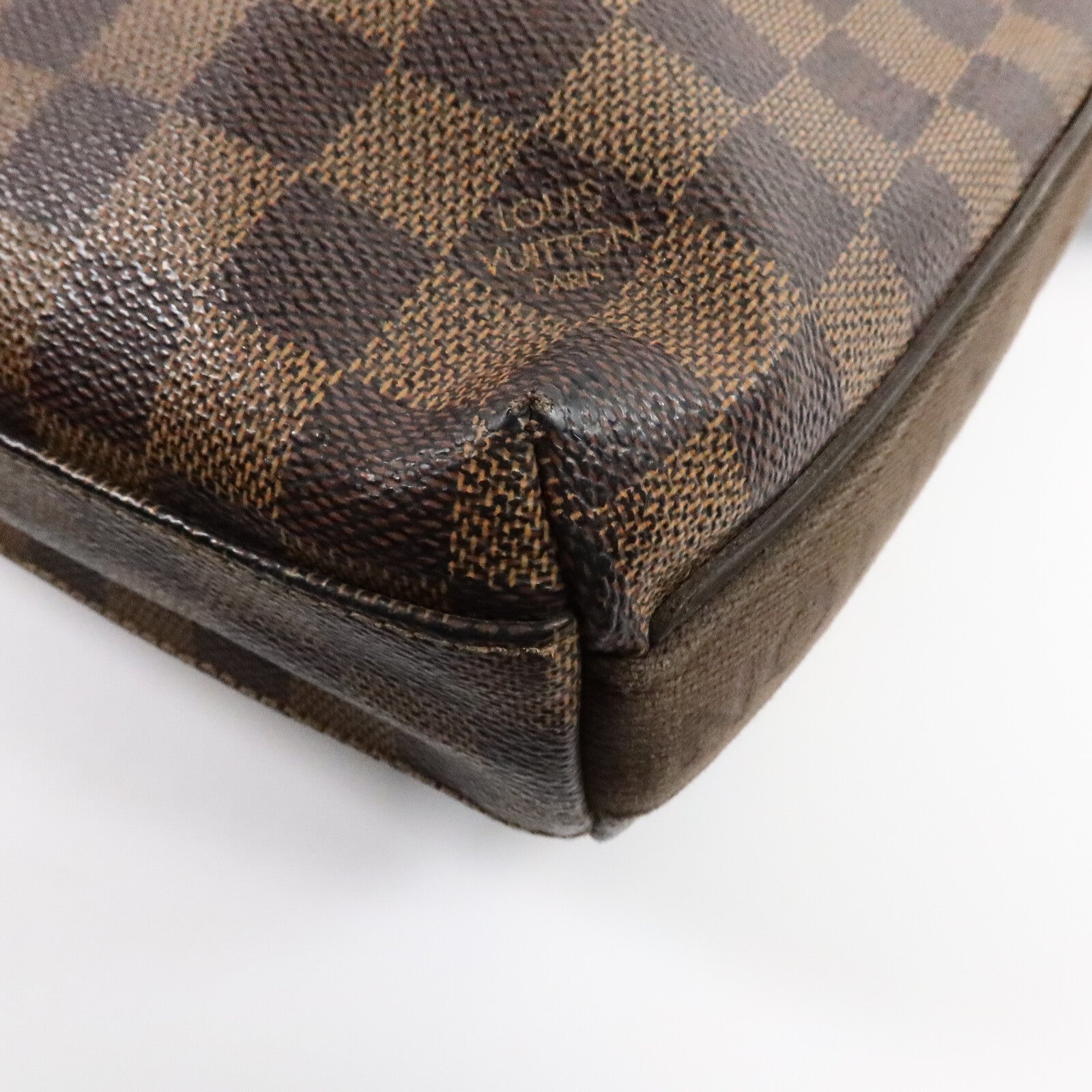 LOUIS VUITTON Damier Trotteur金扣肩背袋