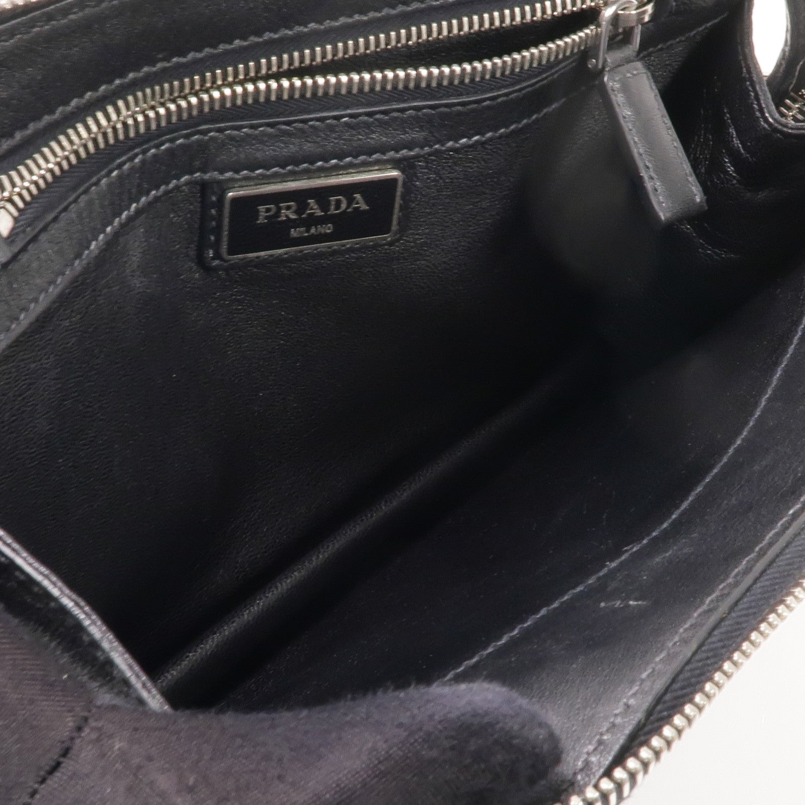 PRADA 牛皮皮革Clutch Bag銀扣手拿包
