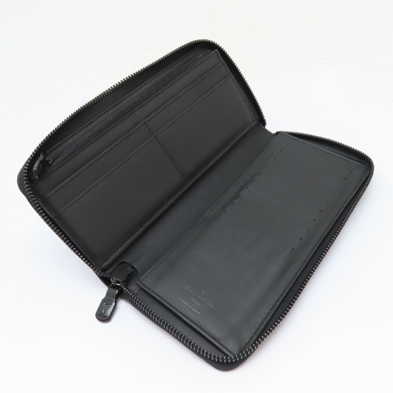 LOUIS VUITTON Monogram Shadow Zippy Vertical長錢包黑色