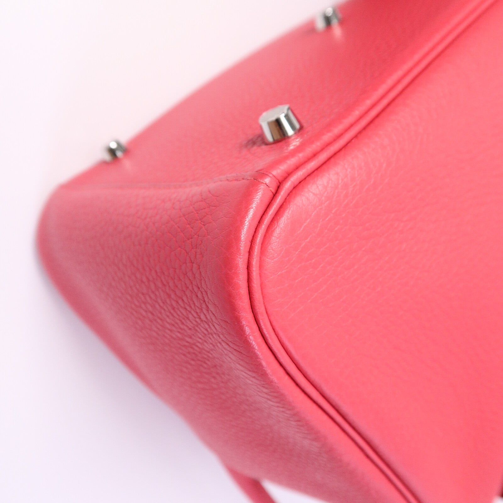 HERMES Clemence皮革Lindy 30肩背袋Rose Extreme