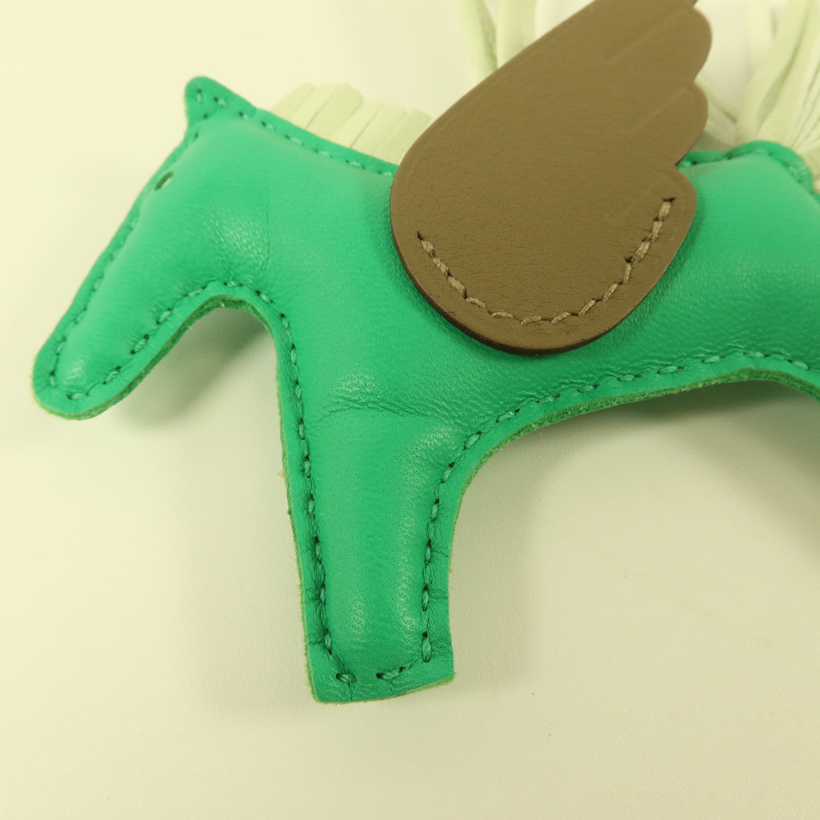 HERMES Milo皮革Rodeo Pegase PM掛飾Menthe/Vert Fizz/Etoupe