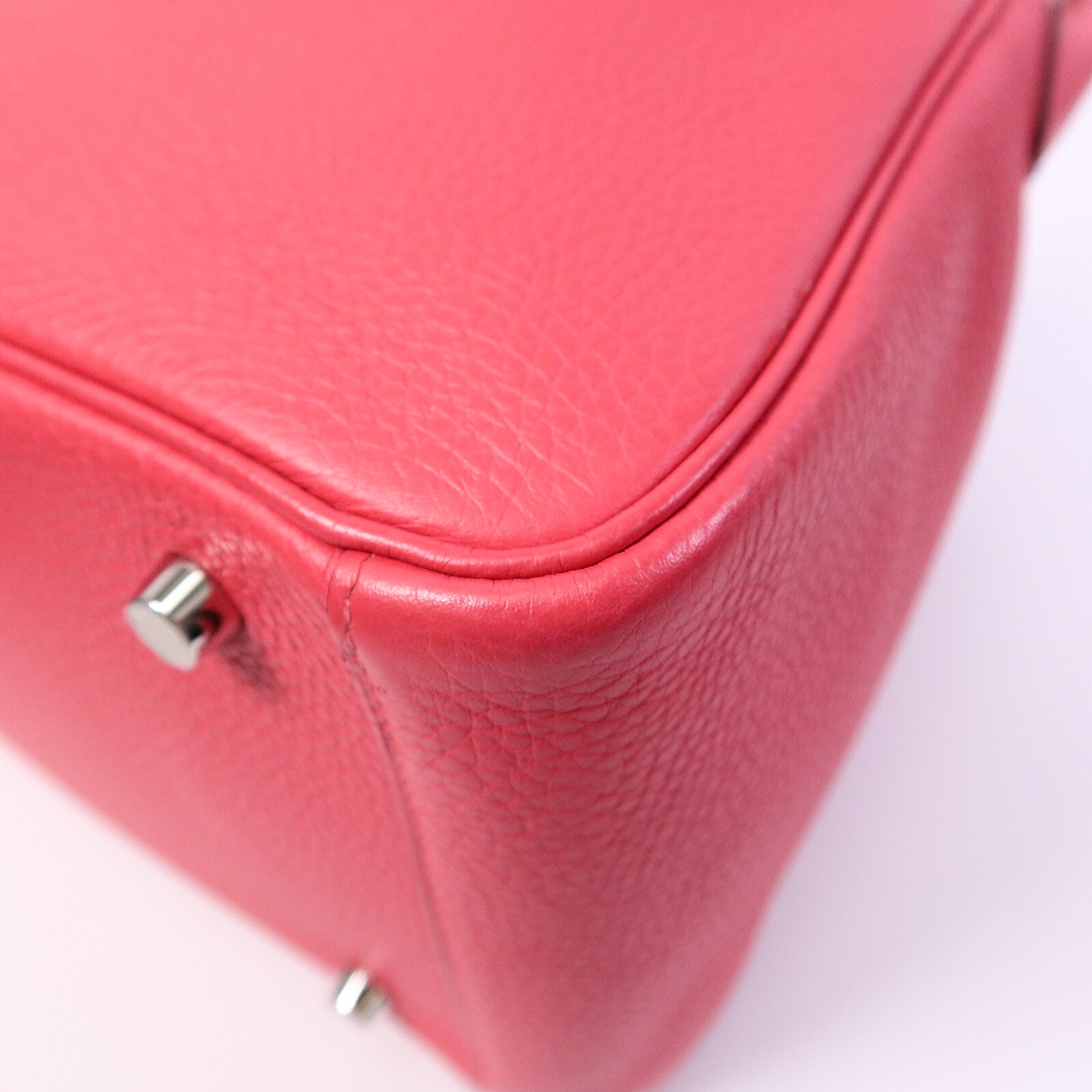 HERMES Clemence皮革Lindy 30肩背袋Rose Extreme