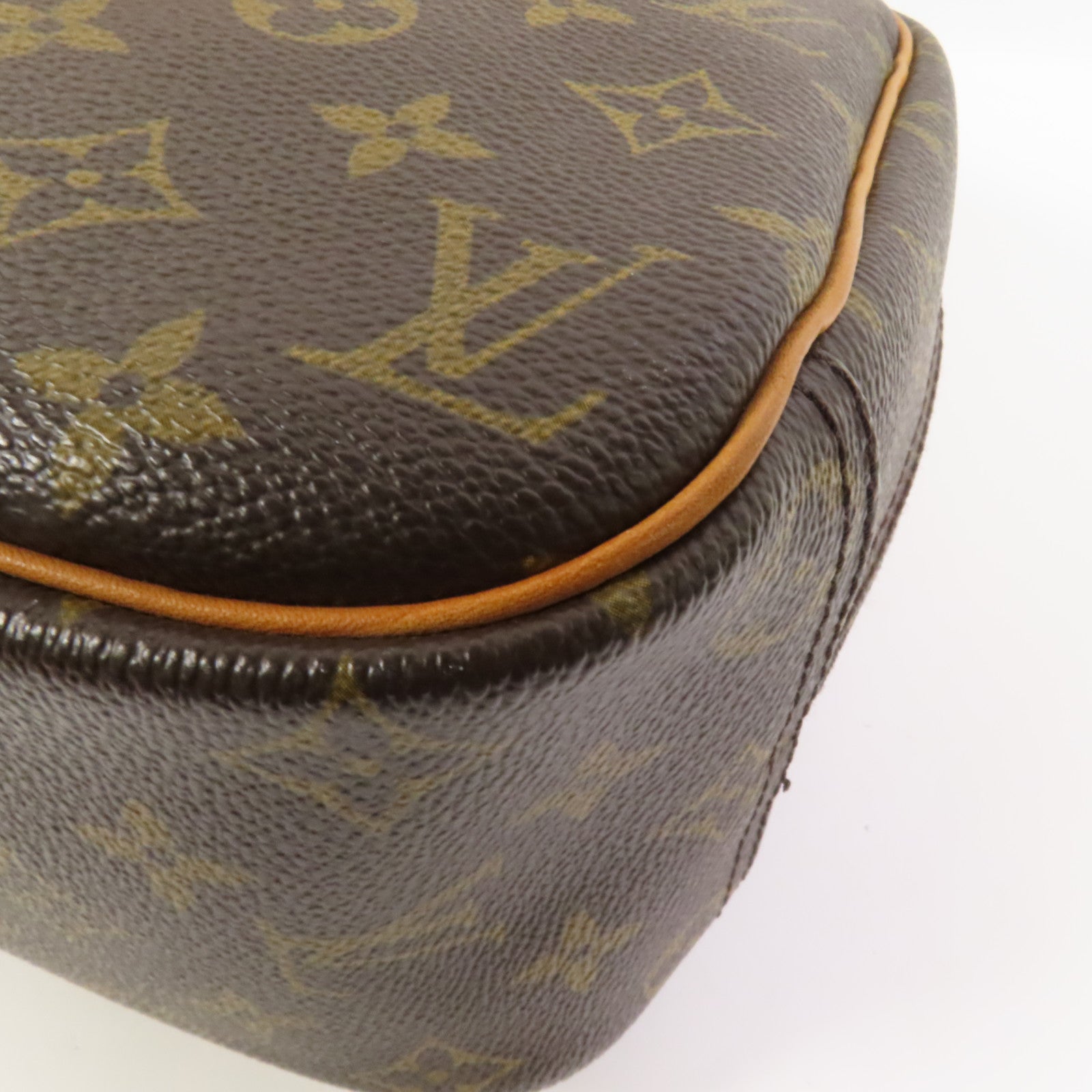 LOUIS VUITTON Monogram Trouville金扣手挽袋