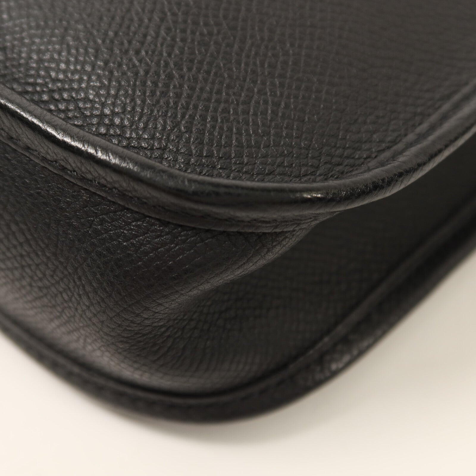 HERMES Epsom皮革Evelyne TPM銀扣肩背袋Noir