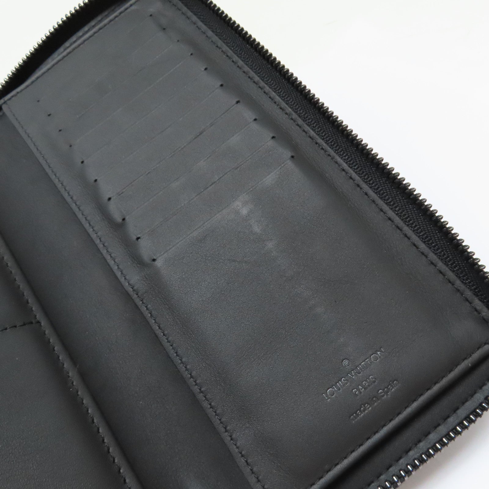 LOUIS VUITTON Monogram Shadow Zippy Vertical長錢包黑色