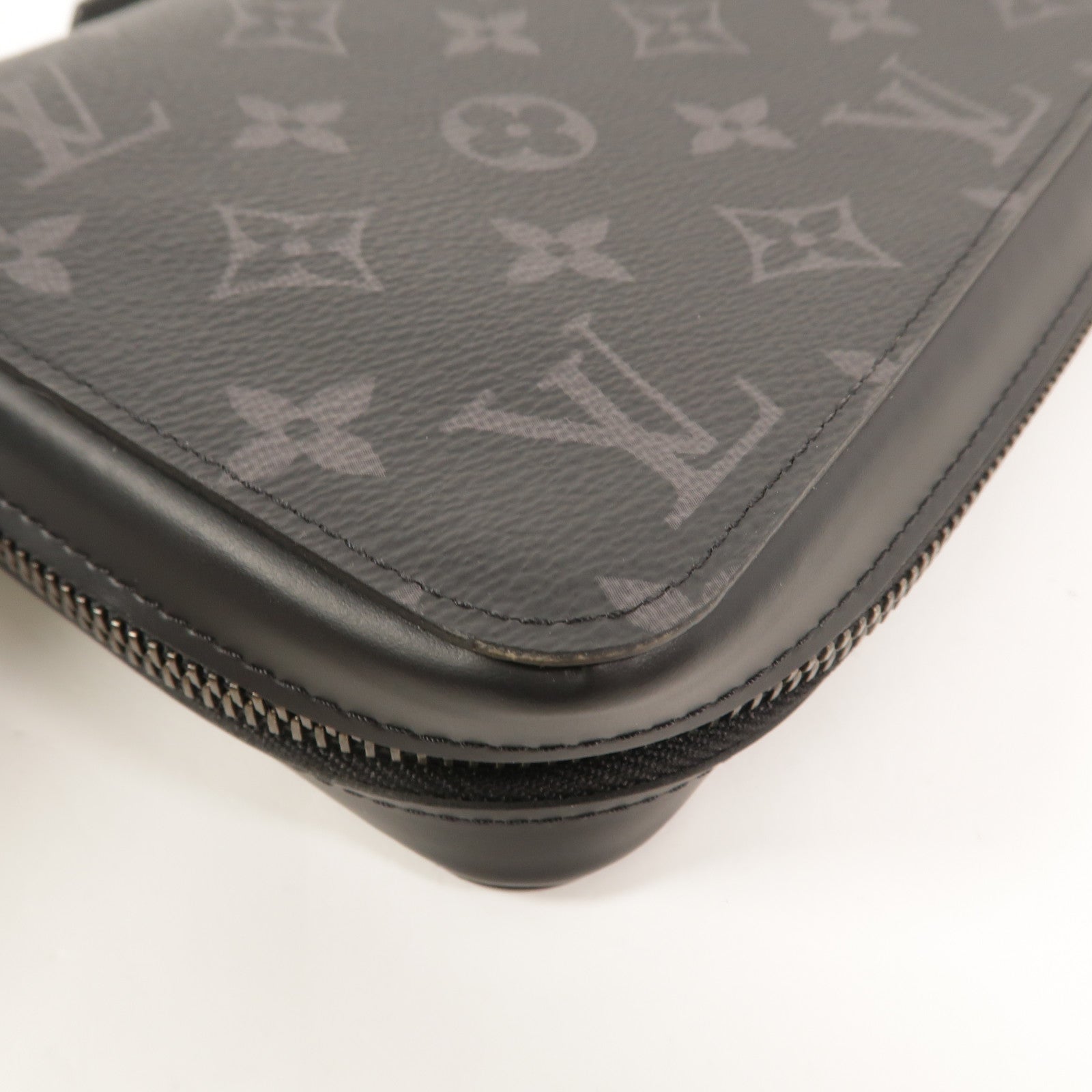 LOUIS VUITTON Monogram Eclipse Zippy XL Wallet長錢包